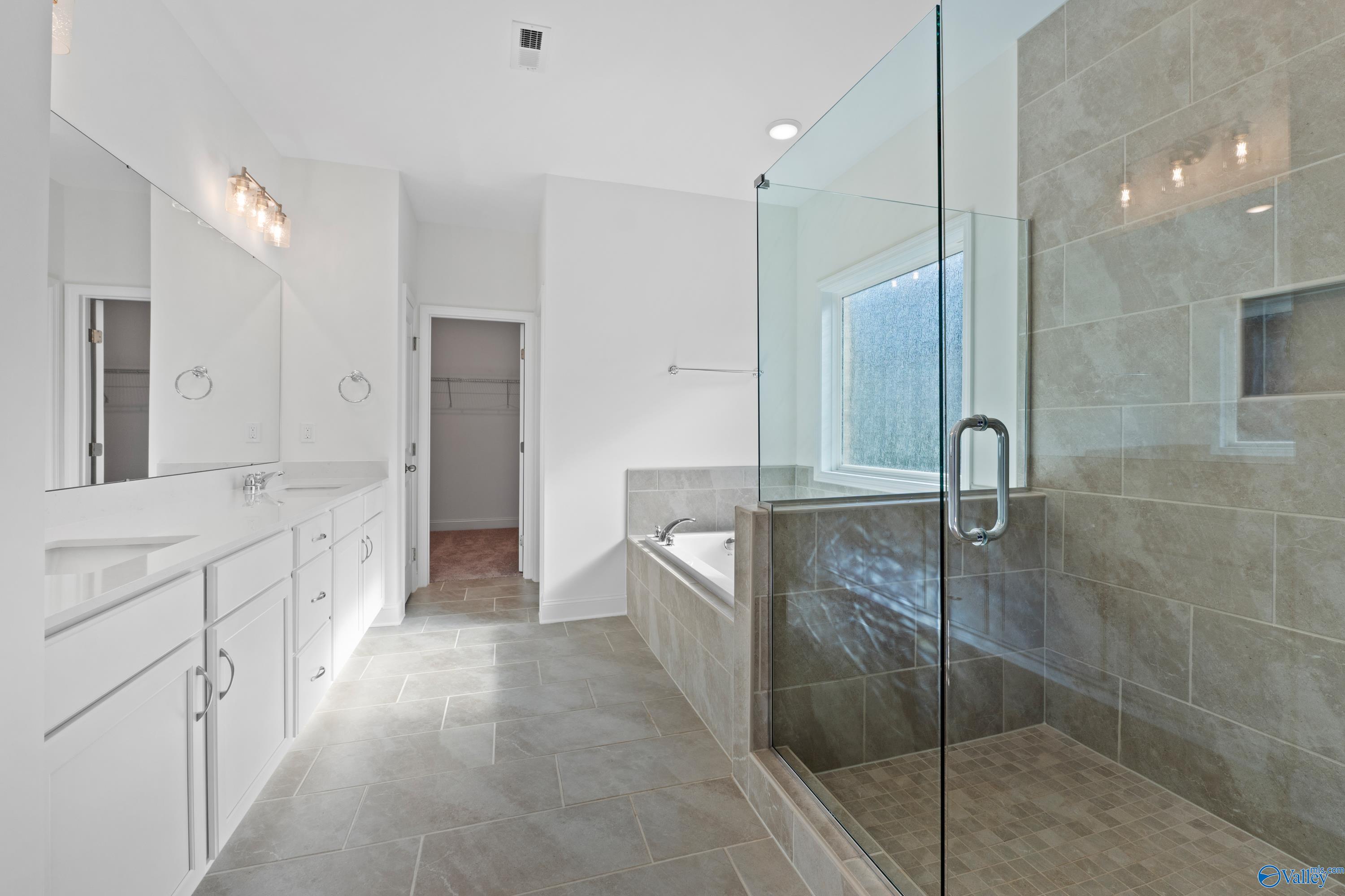 29142 Canoe Circle