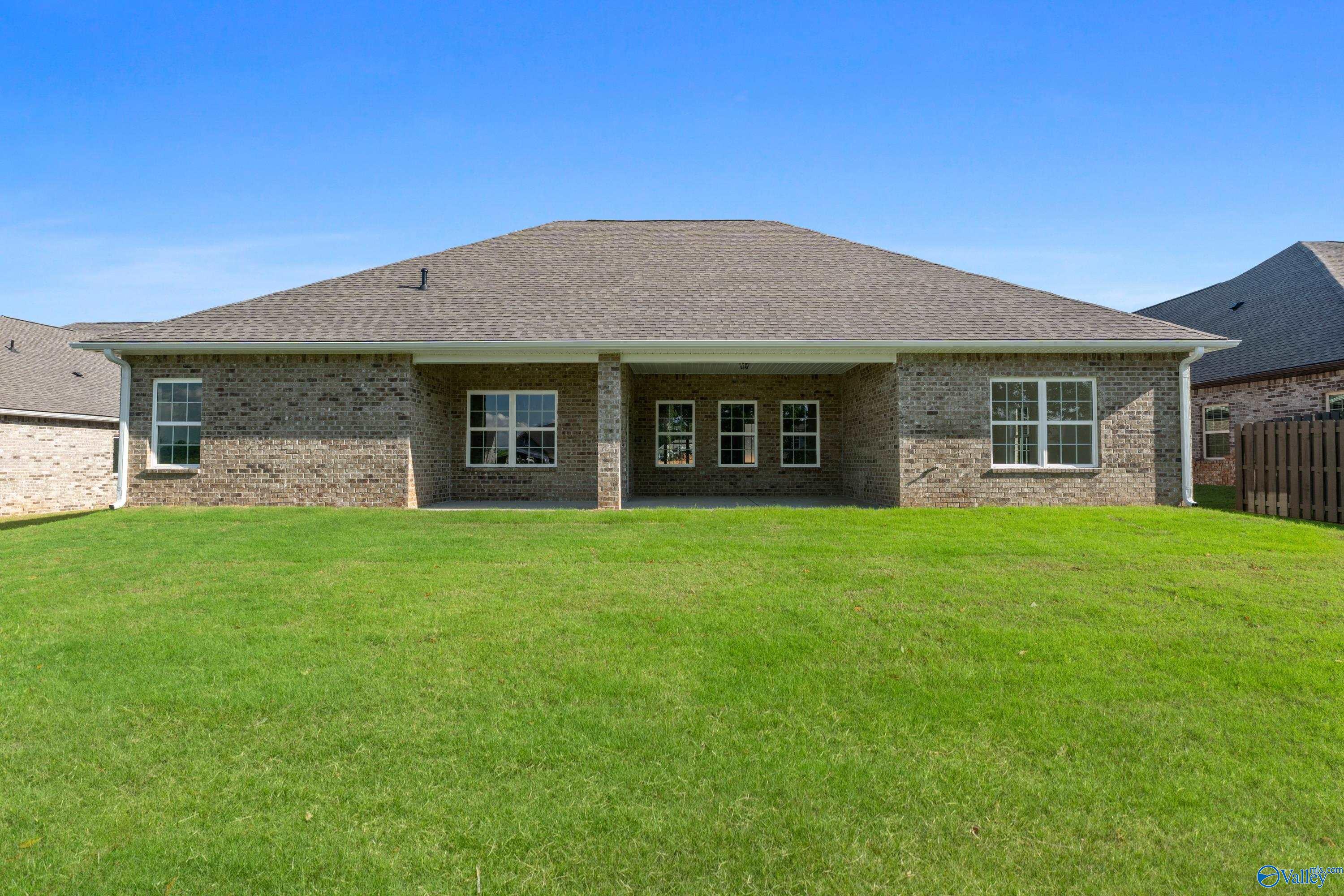 29142 Canoe Circle