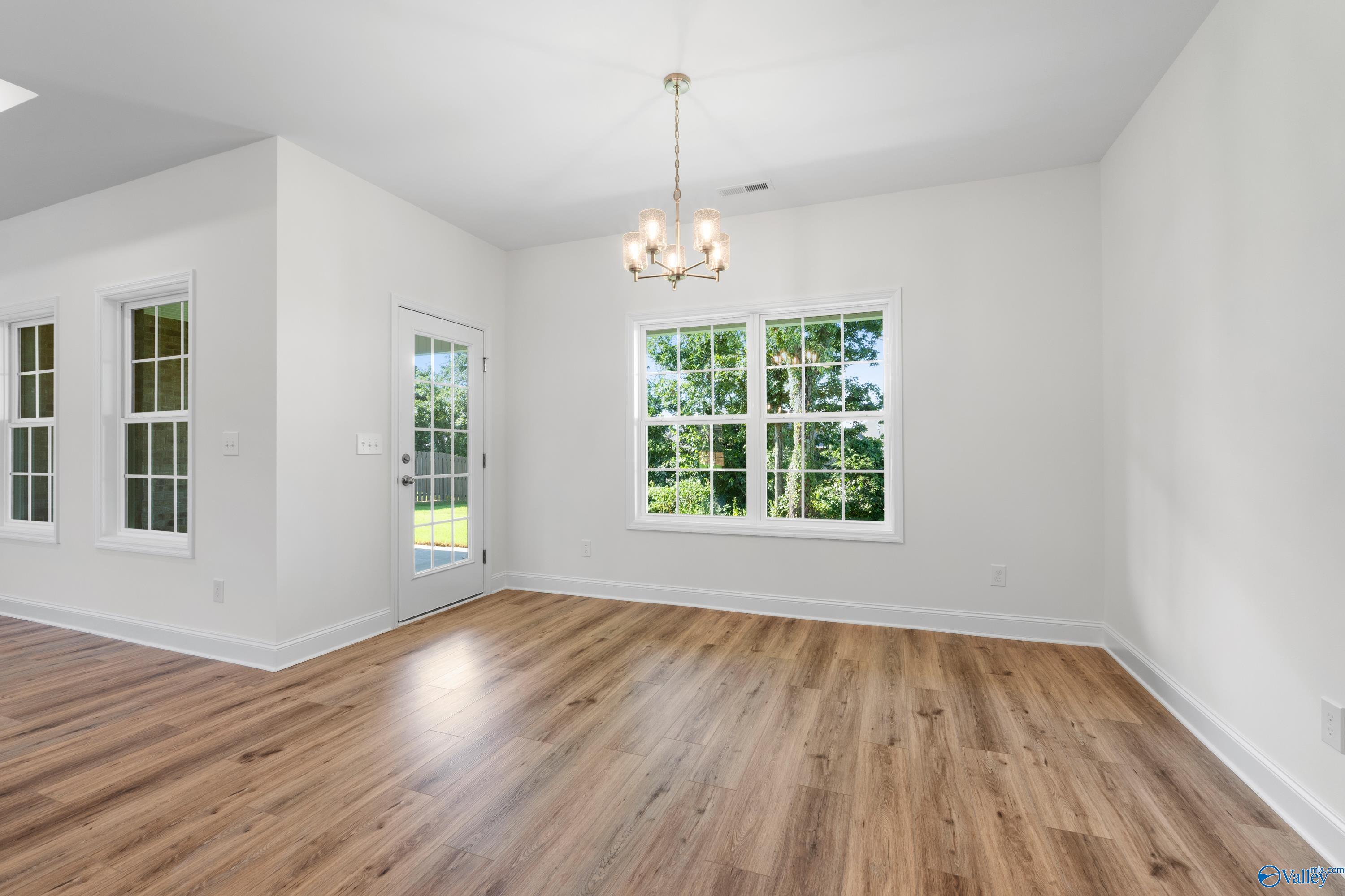 29142 Canoe Circle