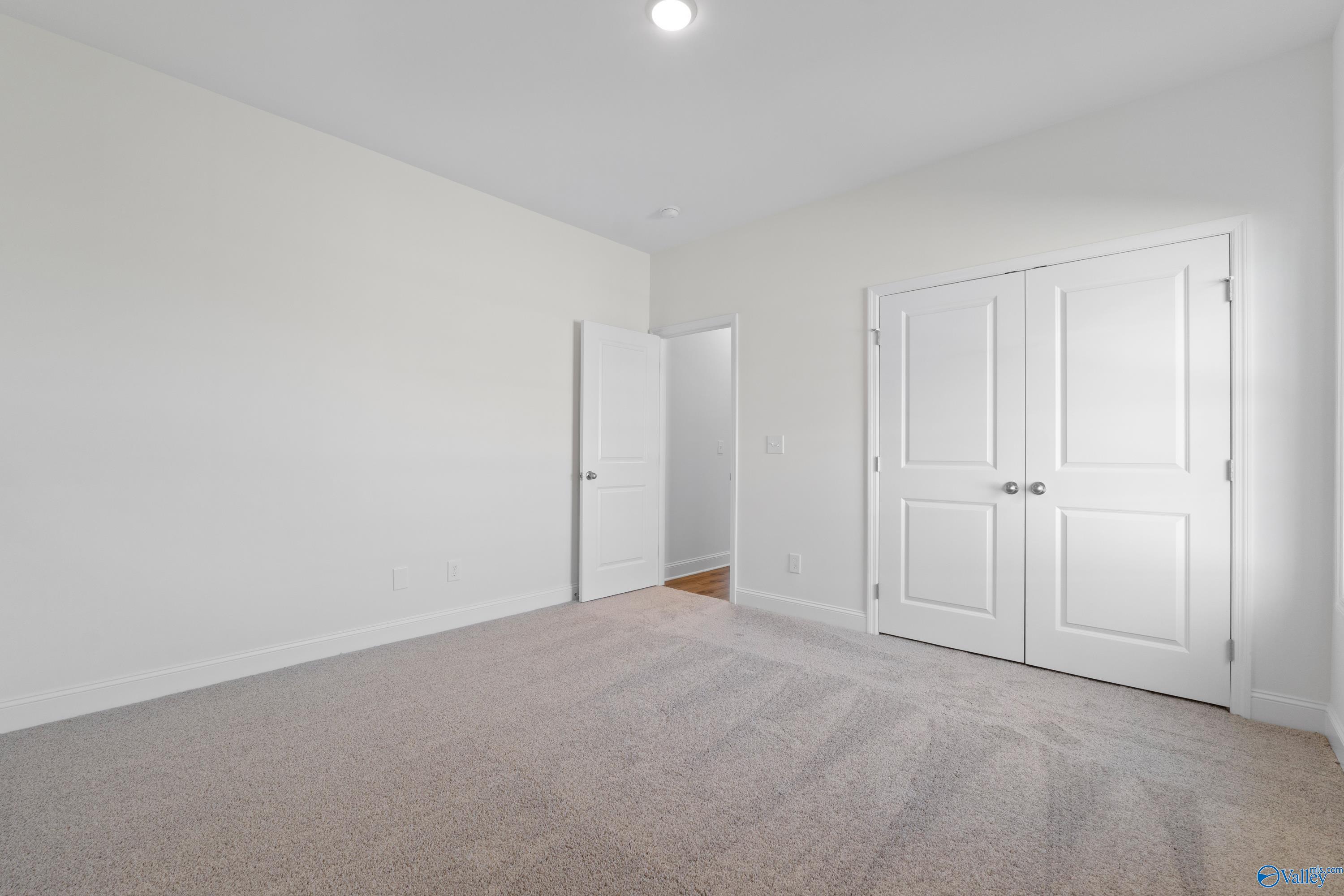 29142 Canoe Circle