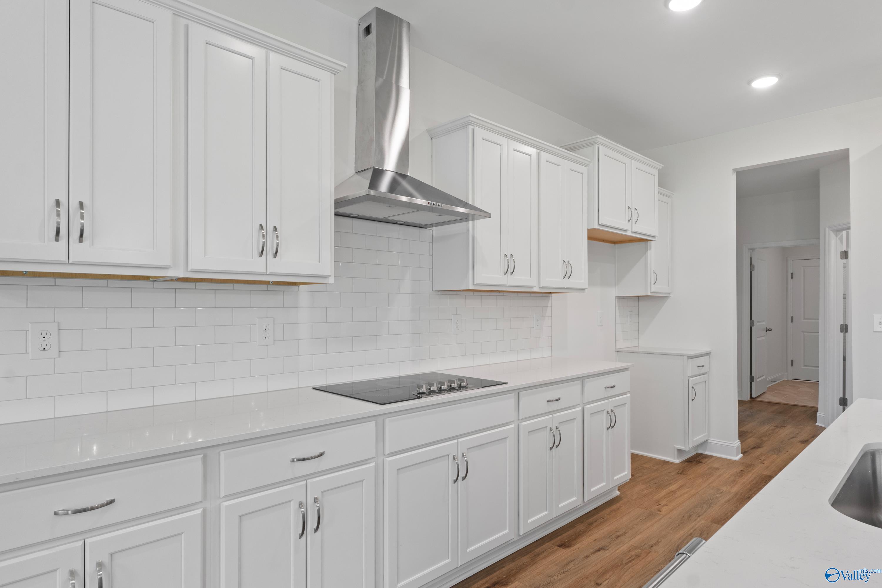 29142 Canoe Circle