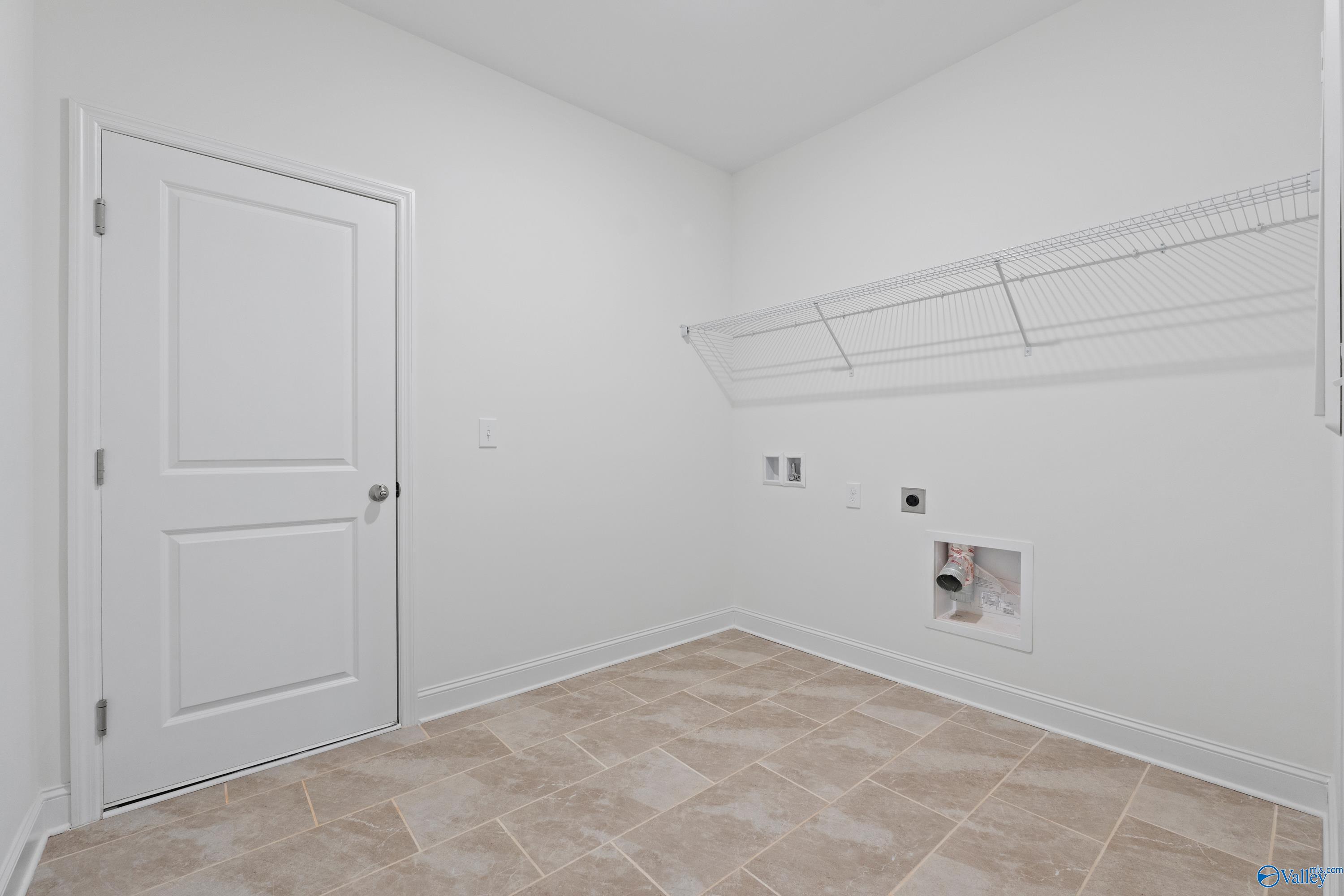 29142 Canoe Circle