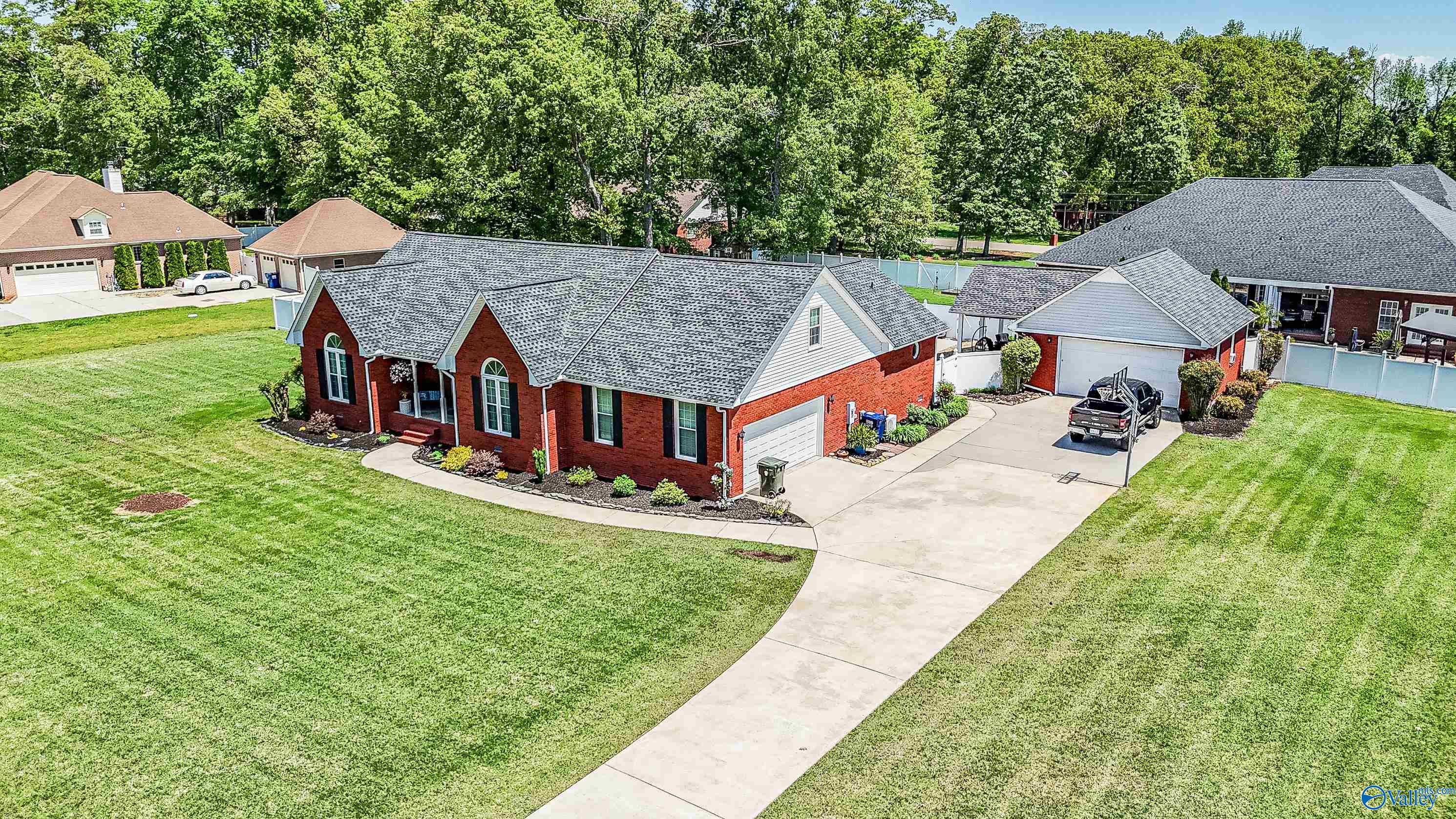 107 Turtle Bend Drive