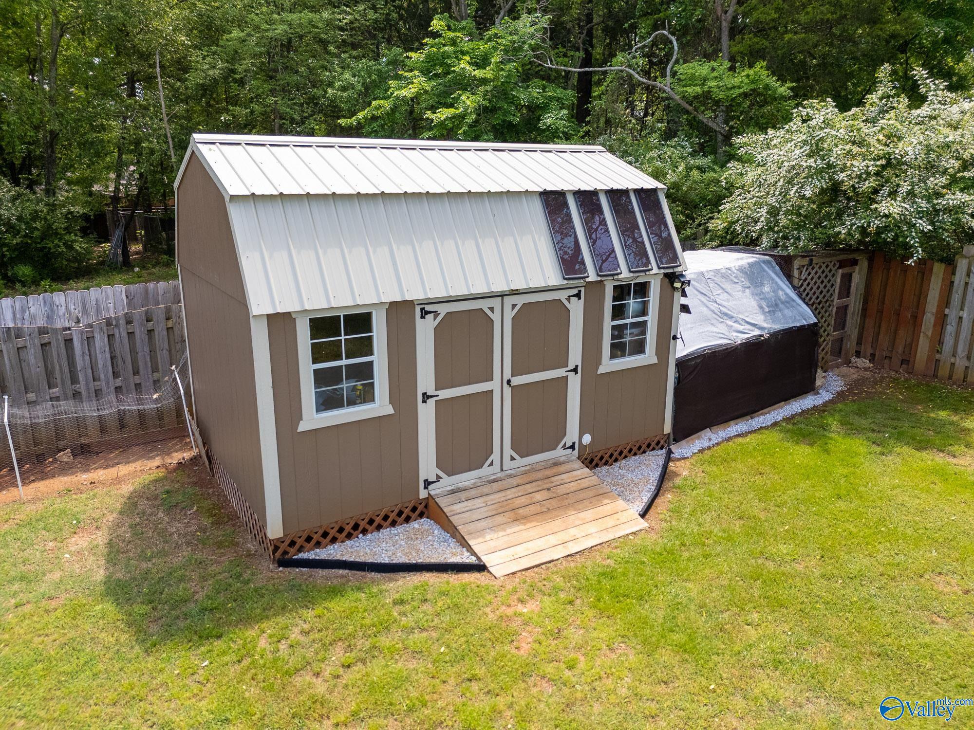 123 Carlton Cash Drive