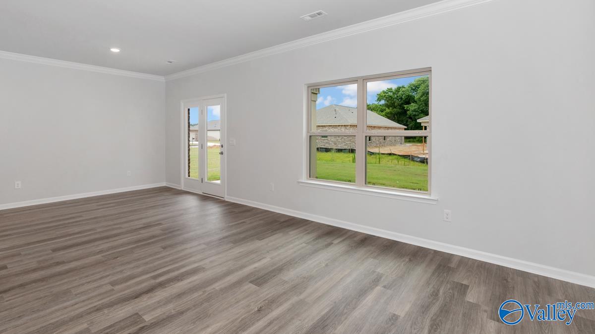 23 Clark Trail