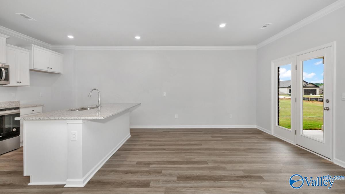 23 Clark Trail