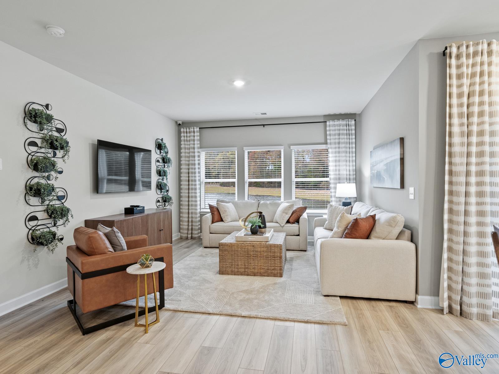 29335 Satilla Circle