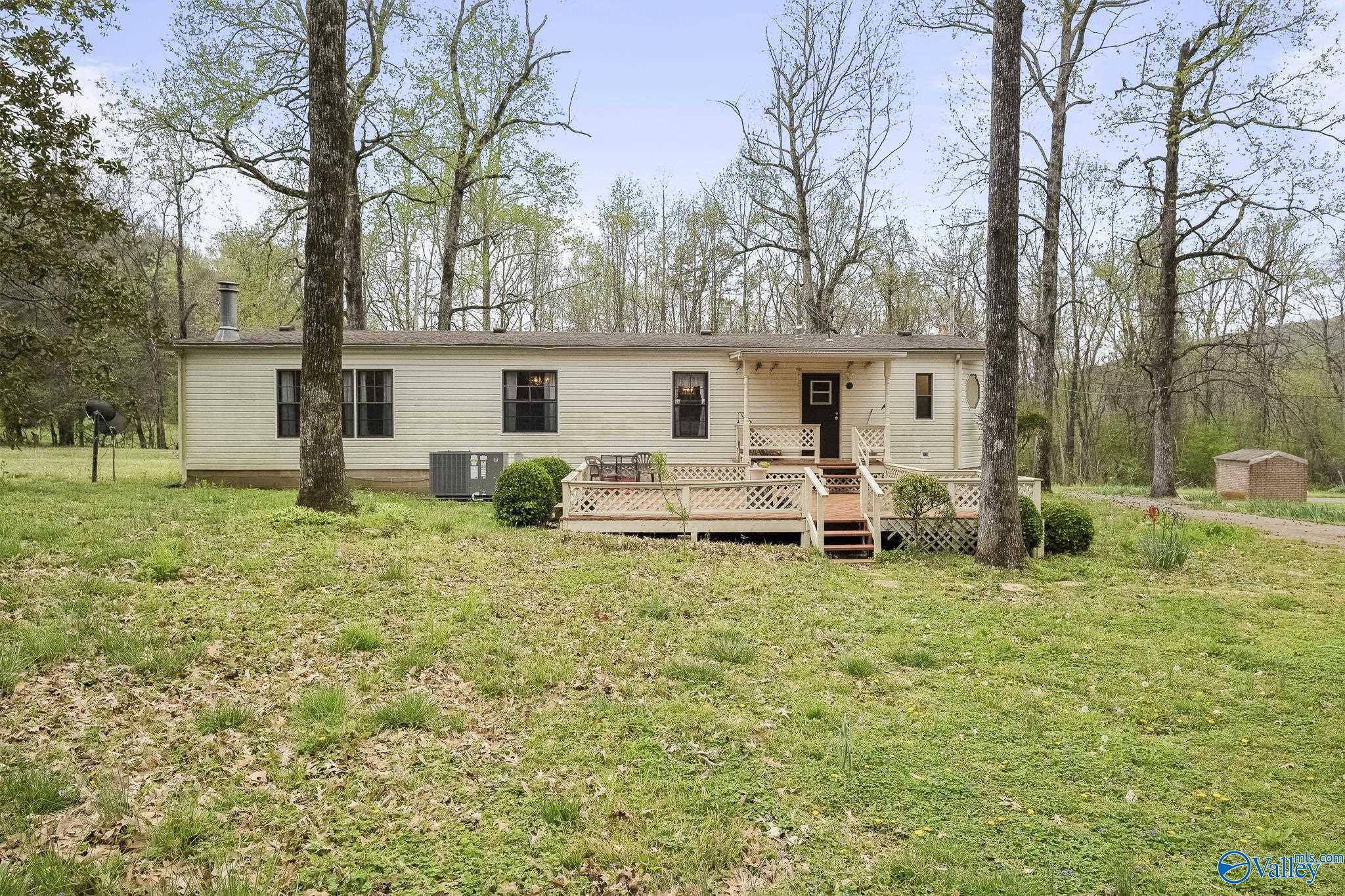 669 Horse Cove Road