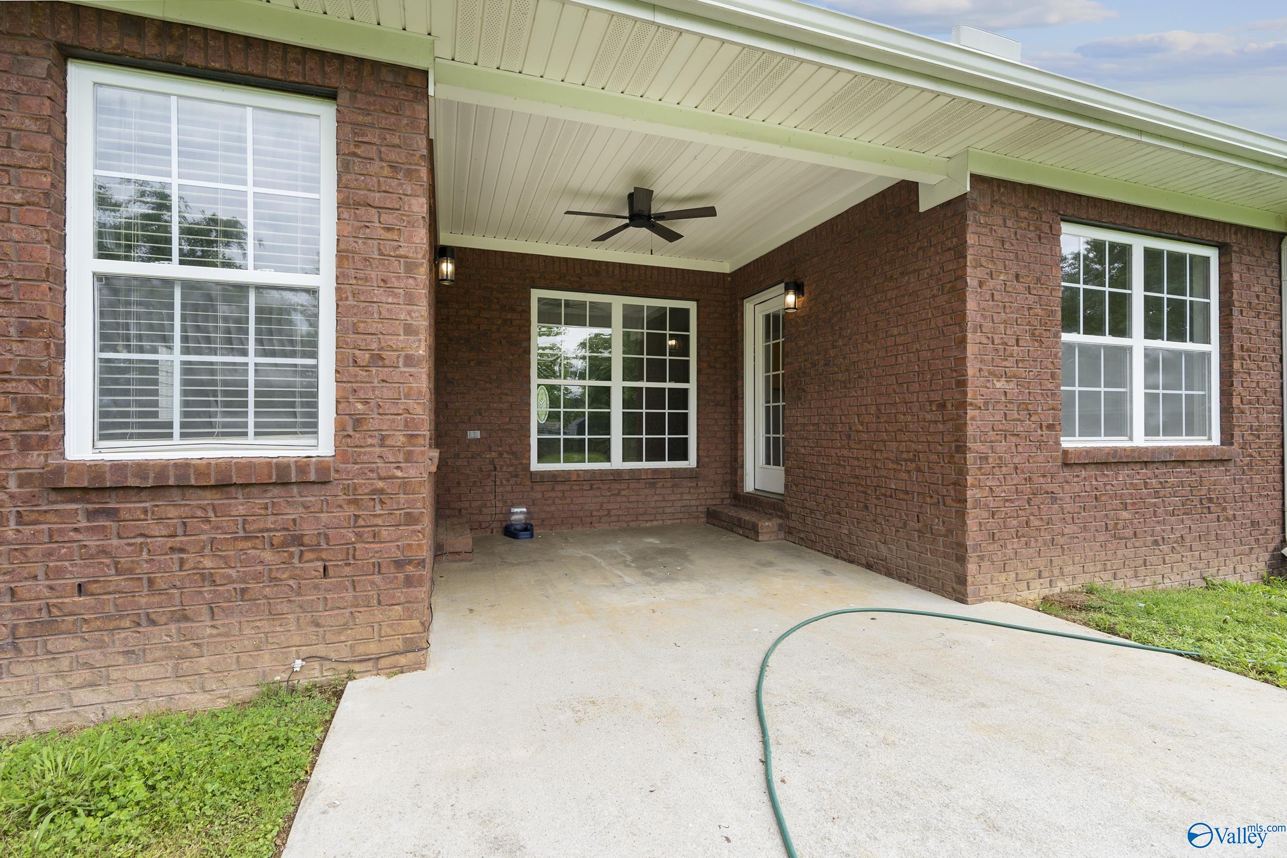 18181 Belmont Circle