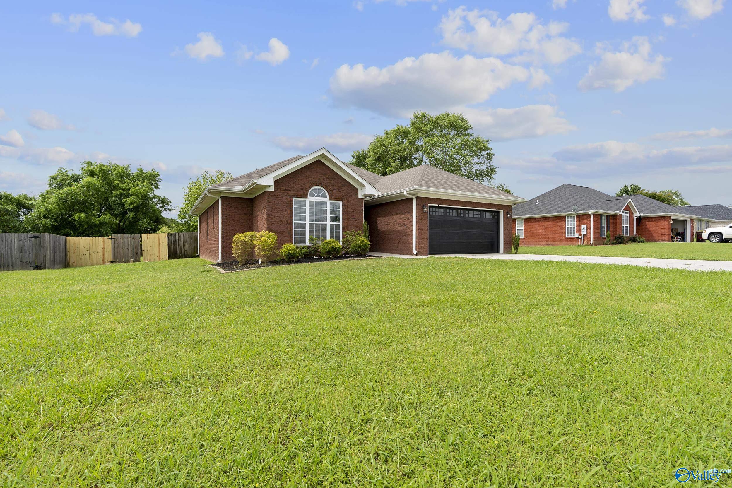 18181 Belmont Circle