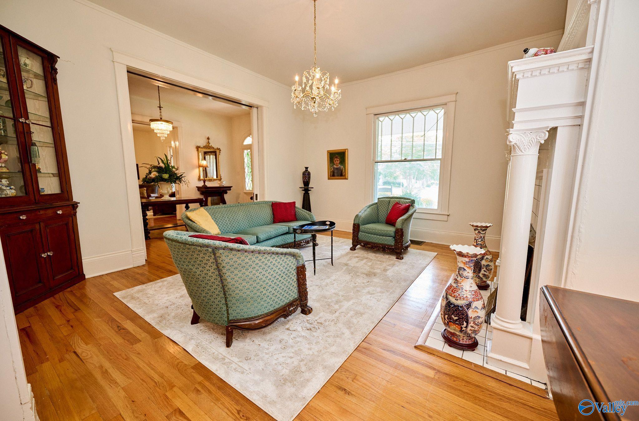 507 Holmes Avenue NE