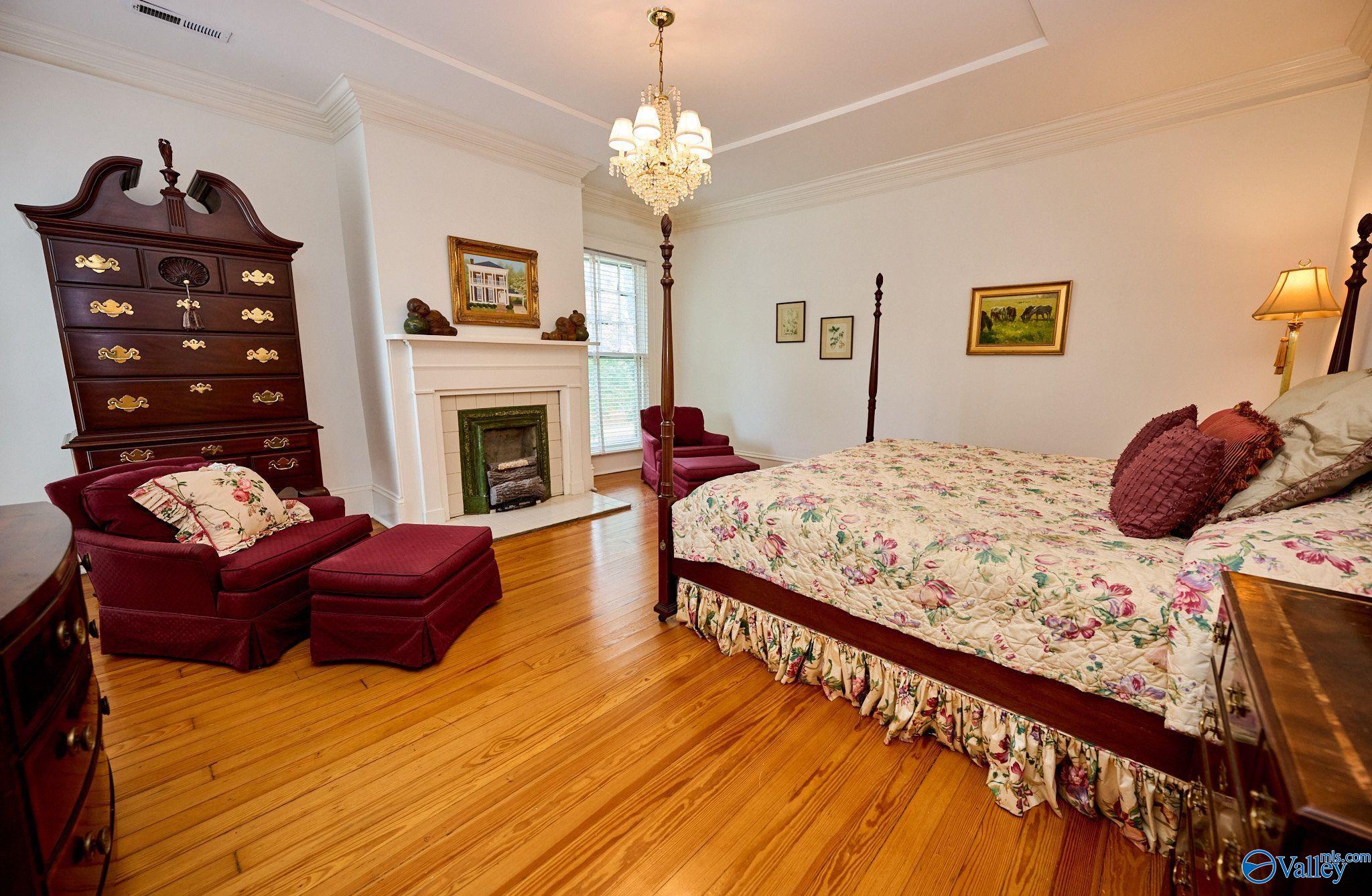 507 Holmes Avenue NE