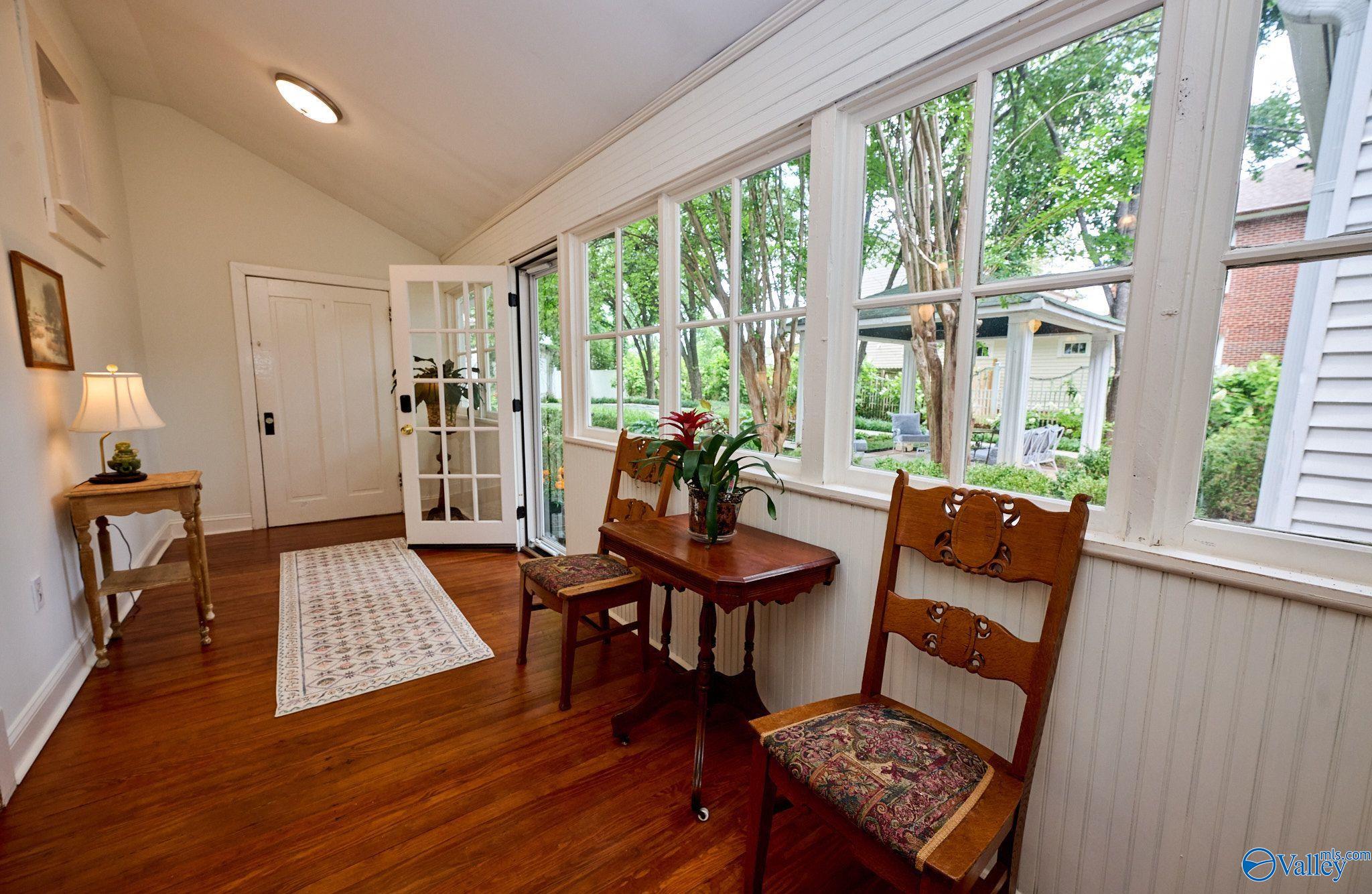 507 Holmes Avenue NE