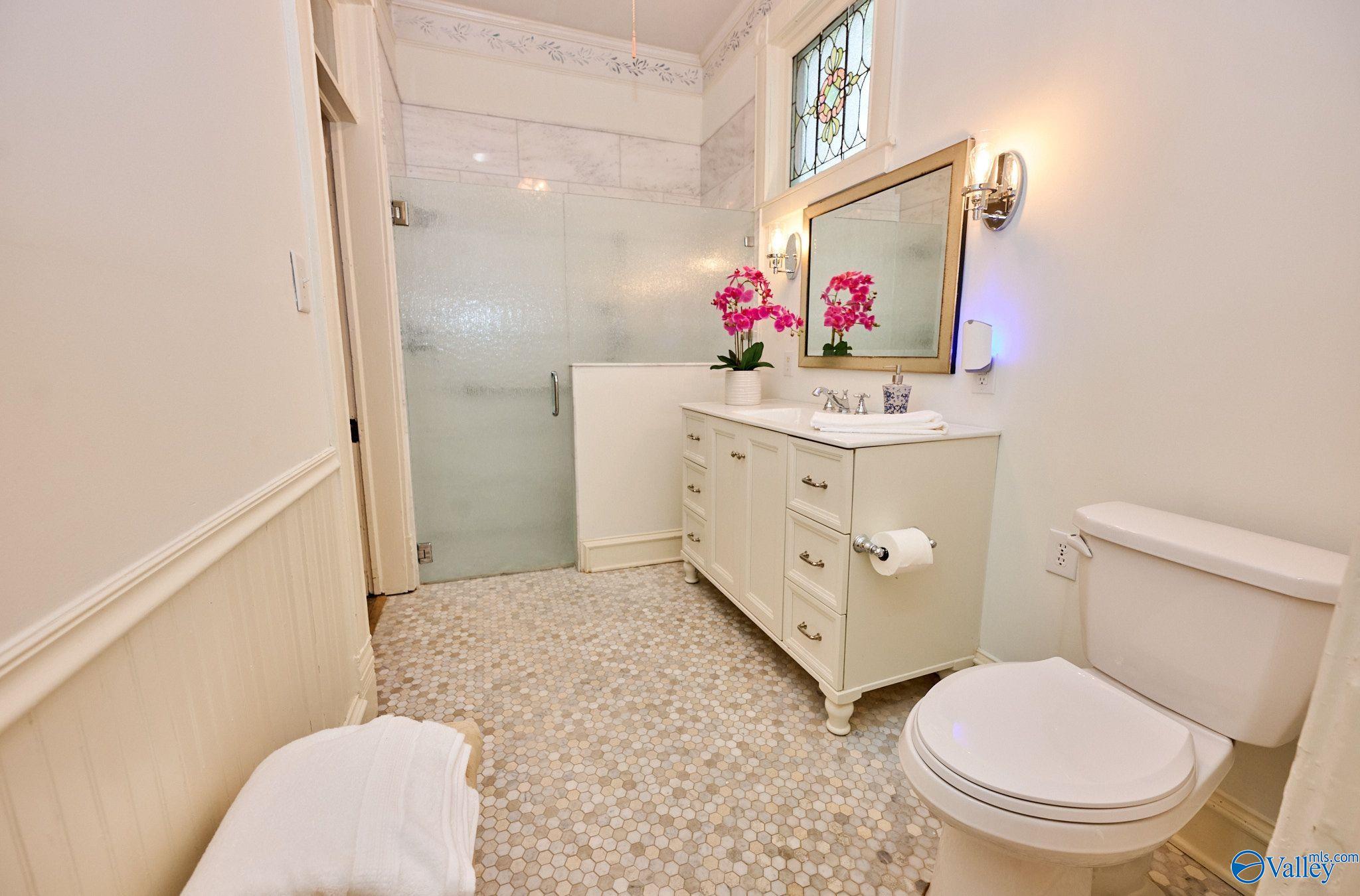 507 Holmes Avenue NE