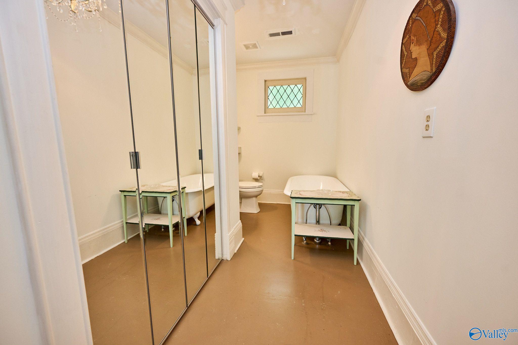 507 Holmes Avenue NE