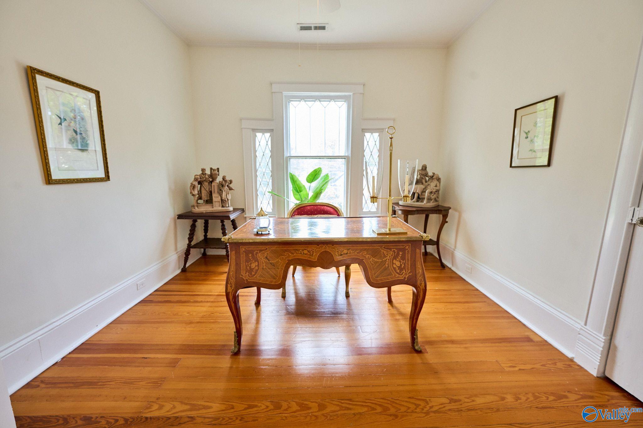 507 Holmes Avenue NE