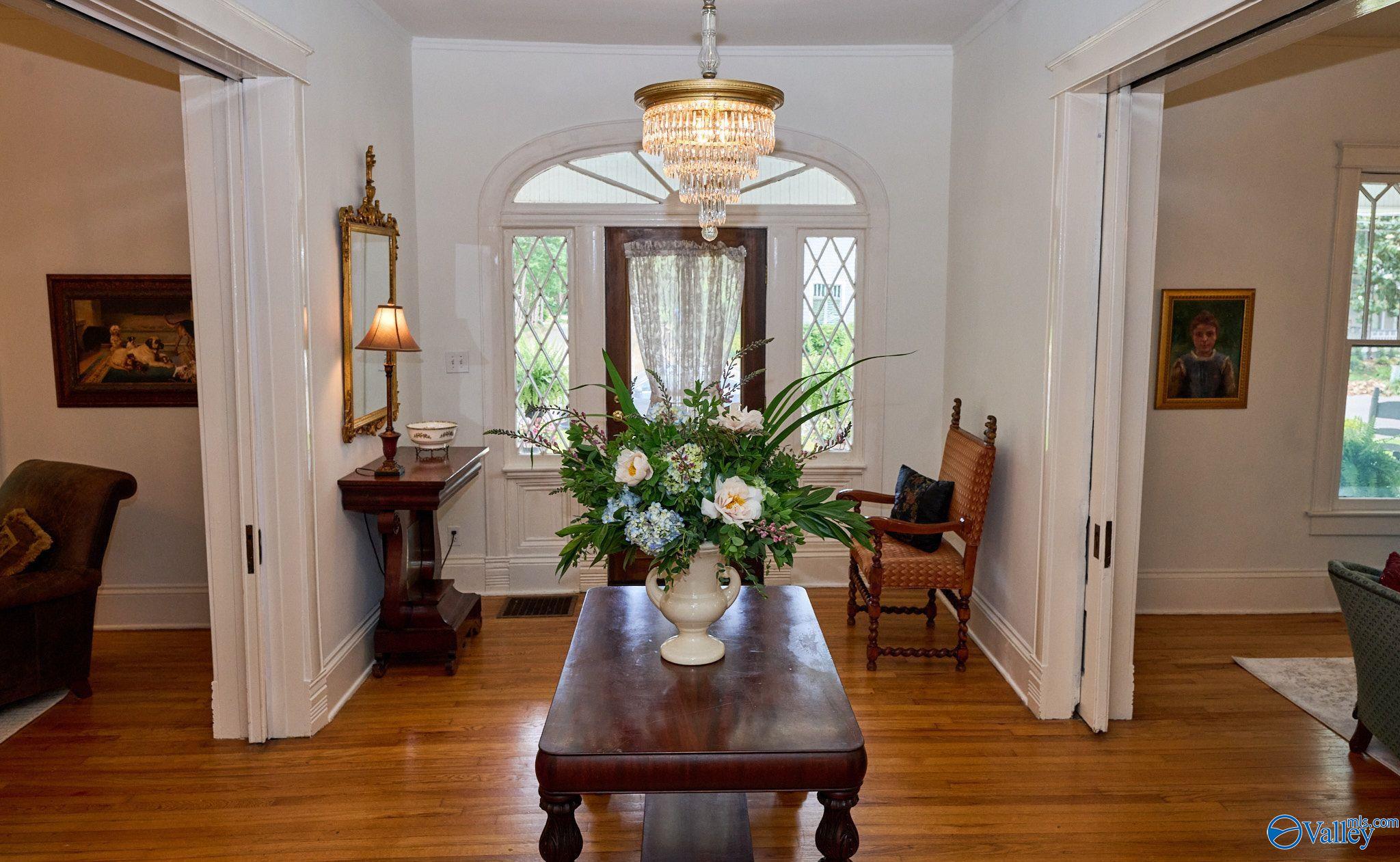 507 Holmes Avenue NE