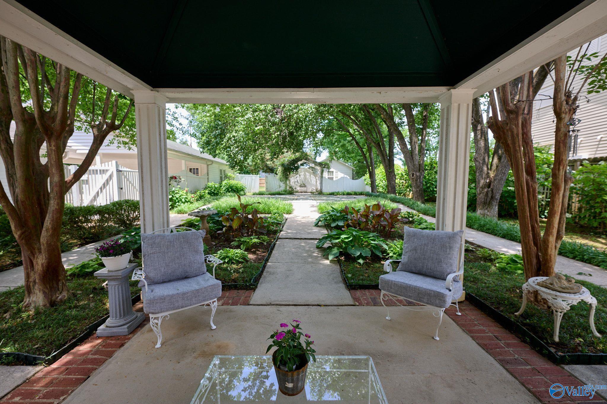 507 Holmes Avenue NE