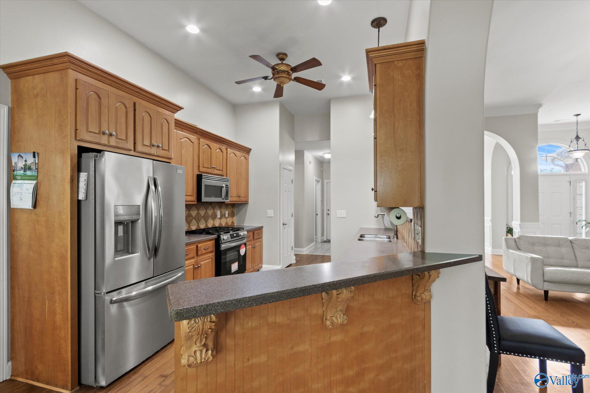 208 Honor Way