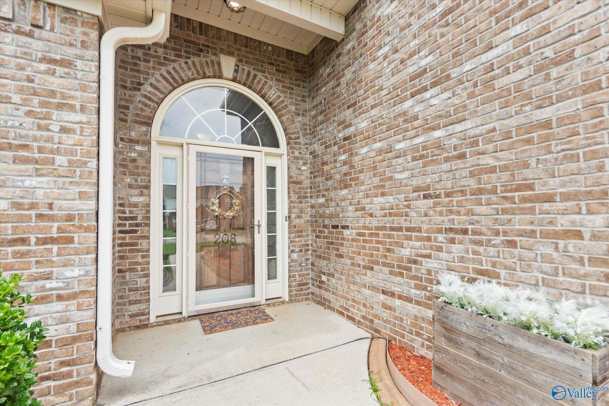 208 Honor Way