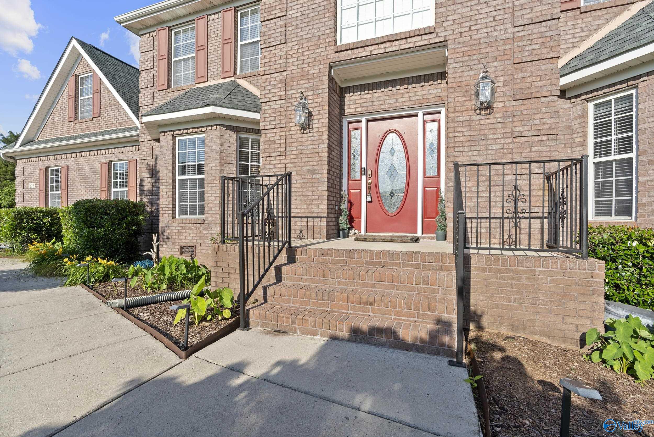 212 Tweed Drive