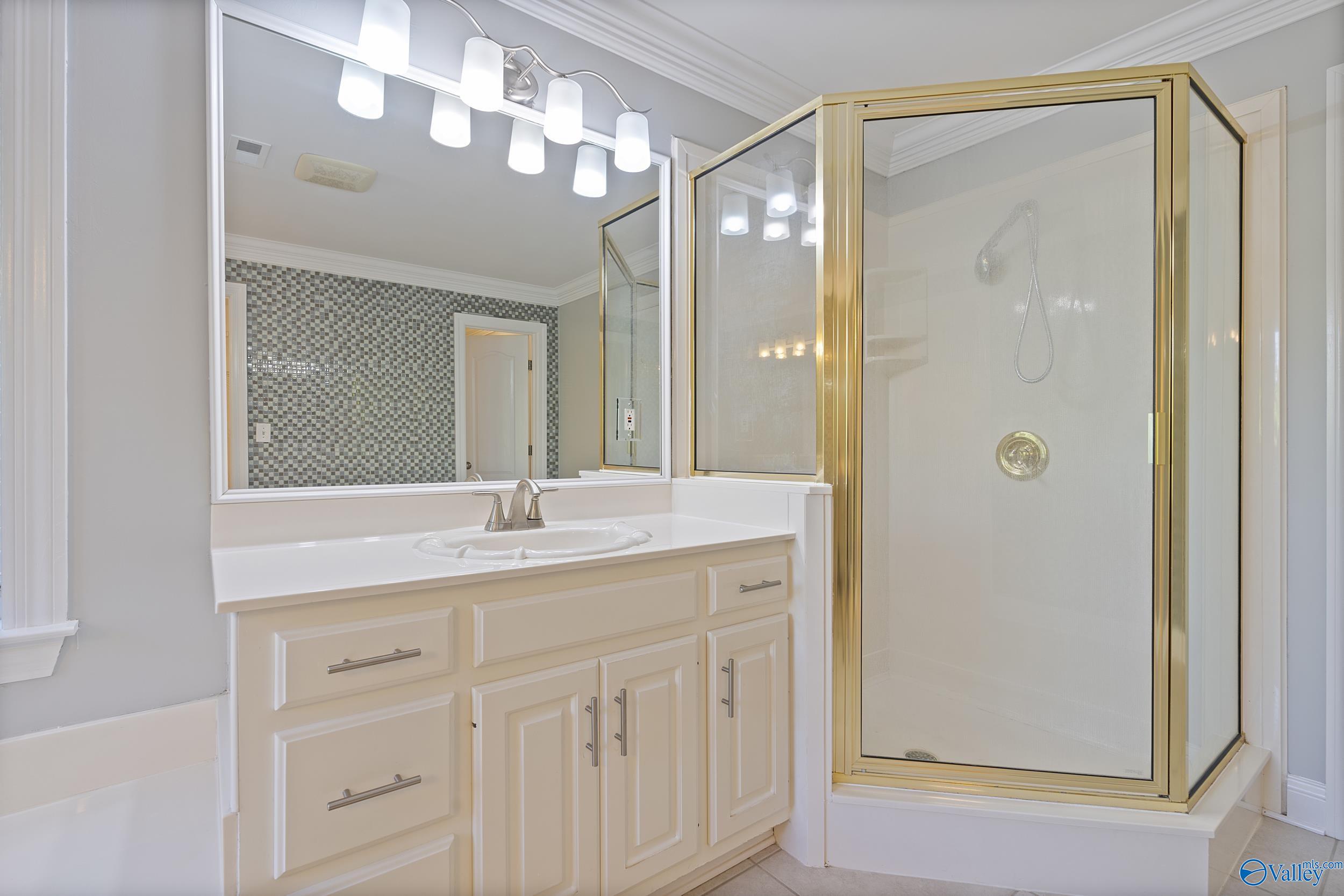 212 Tweed Drive