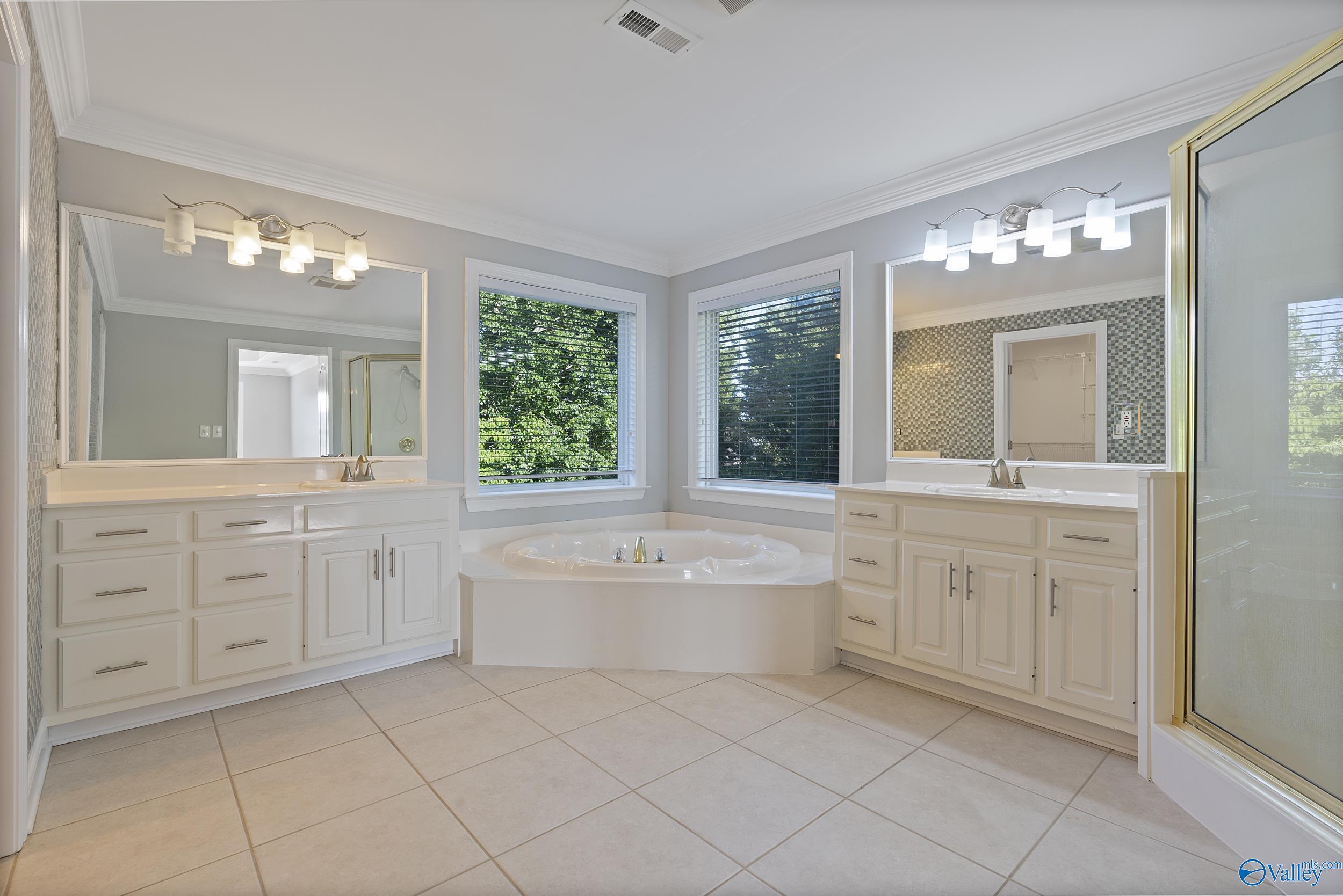 212 Tweed Drive