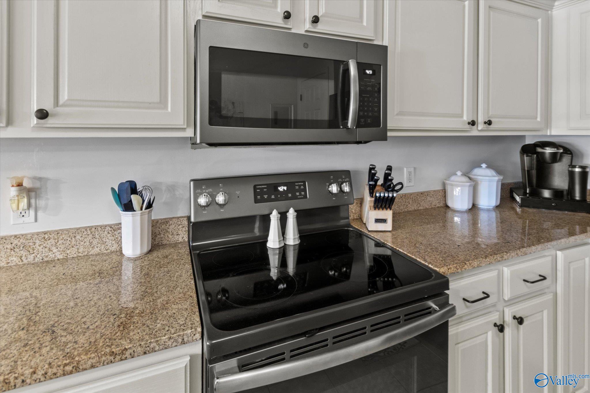 12100 Two Rivers Drive # 4 Unit: E-4