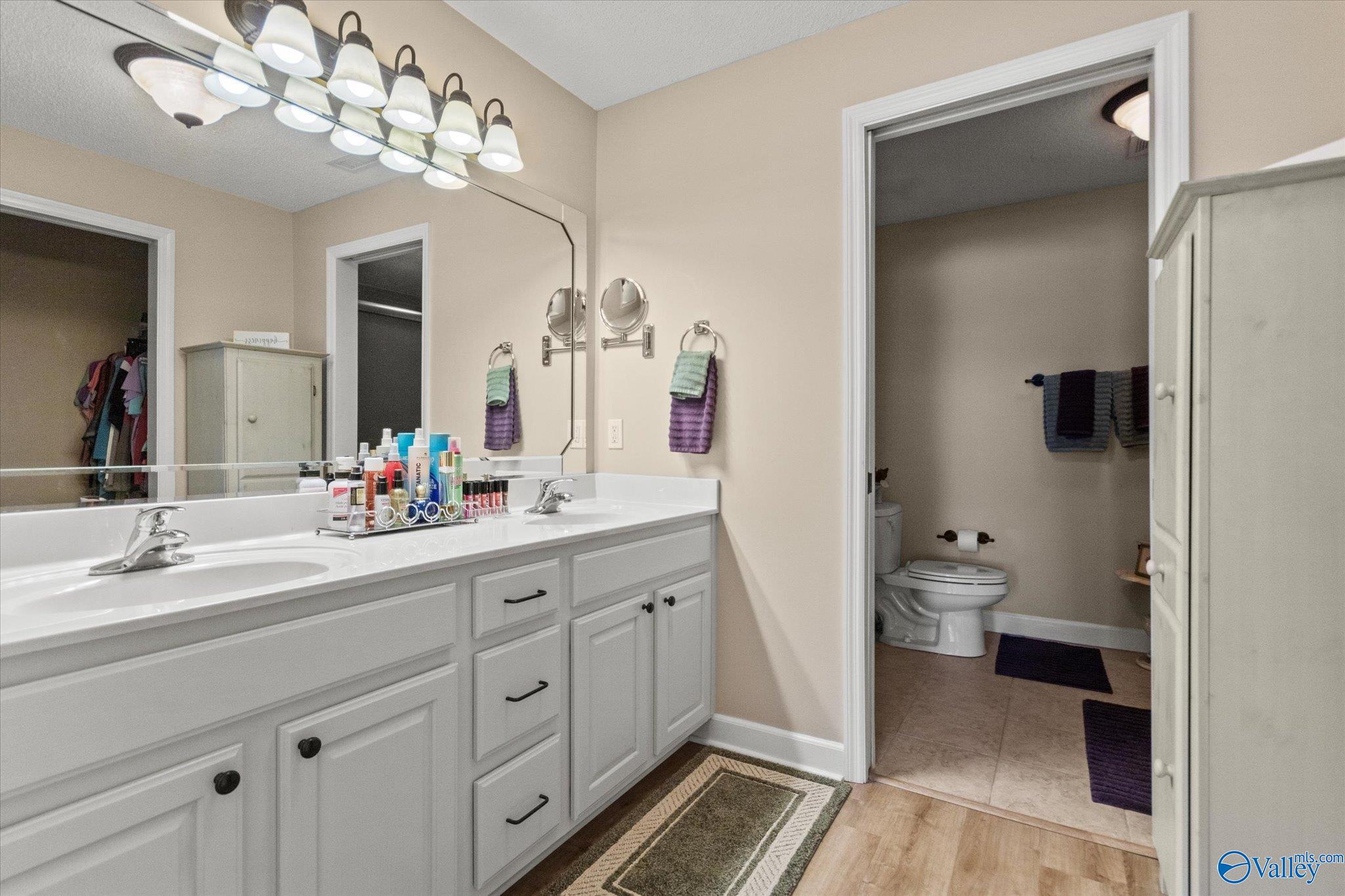 12100 Two Rivers Drive # 4 Unit: E-4