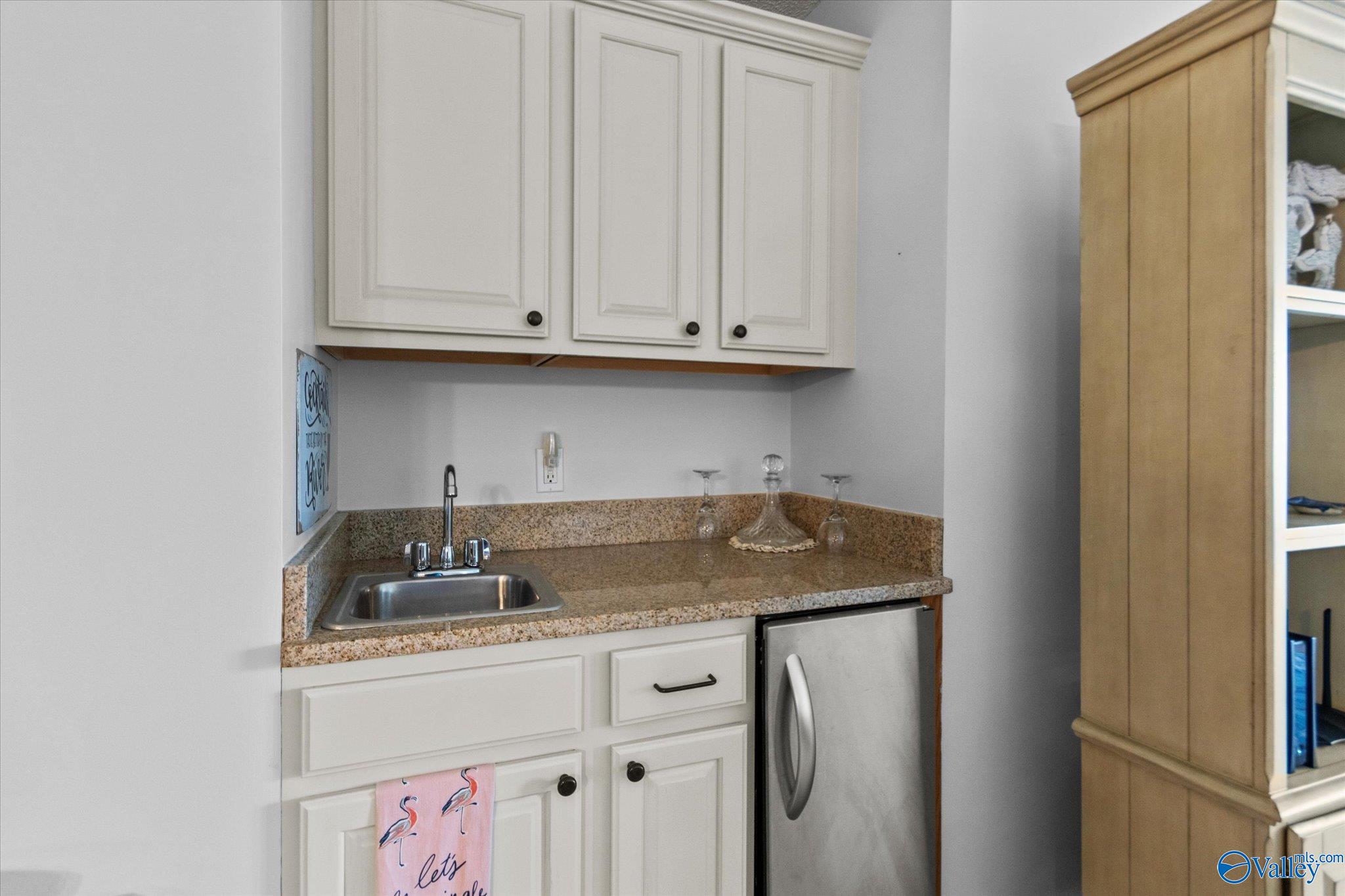 12100 Two Rivers Drive # 4 Unit: E-4