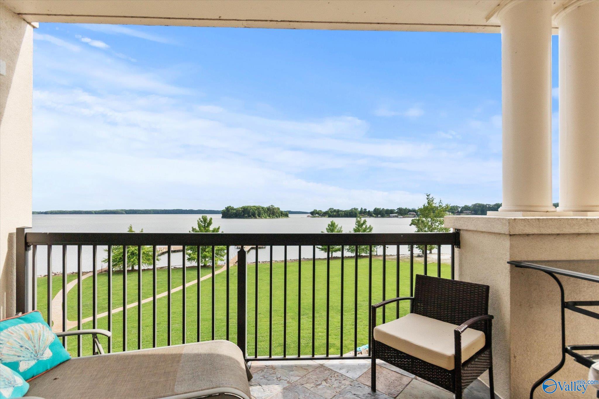 12100 Two Rivers Drive # 4 Unit: E-4