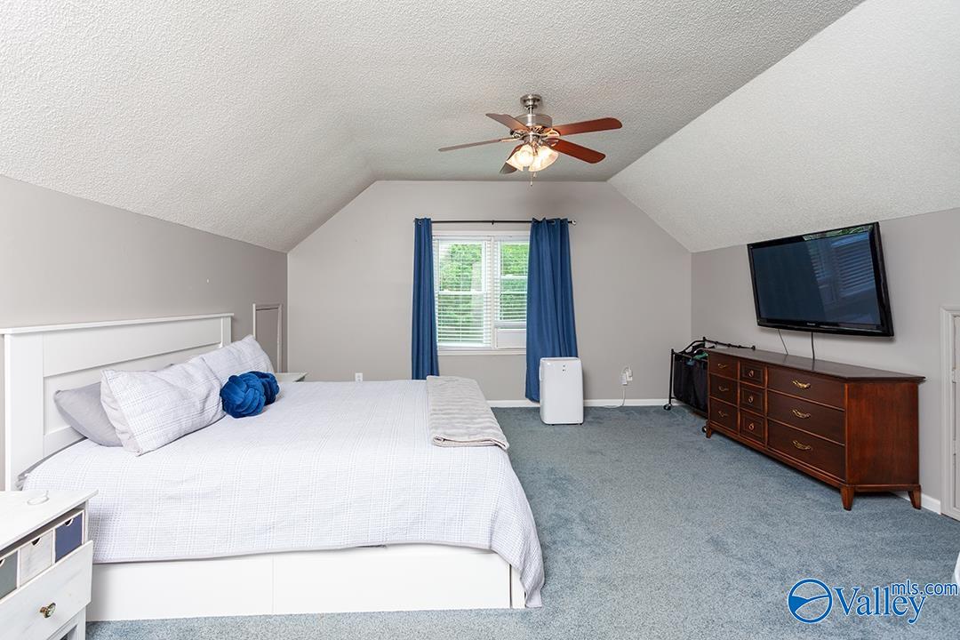104 Pebblecreek Drive