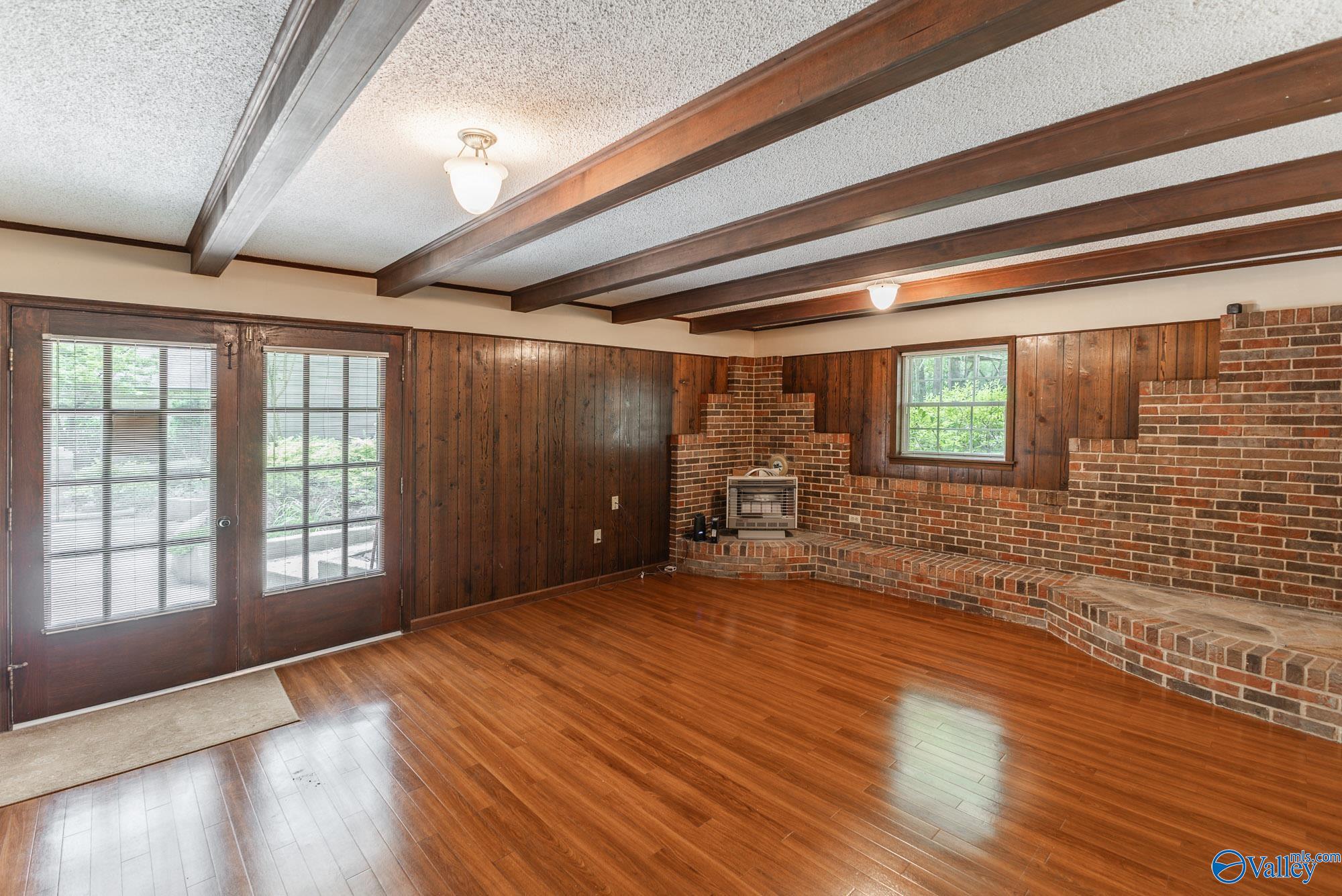 711 Norton Drive