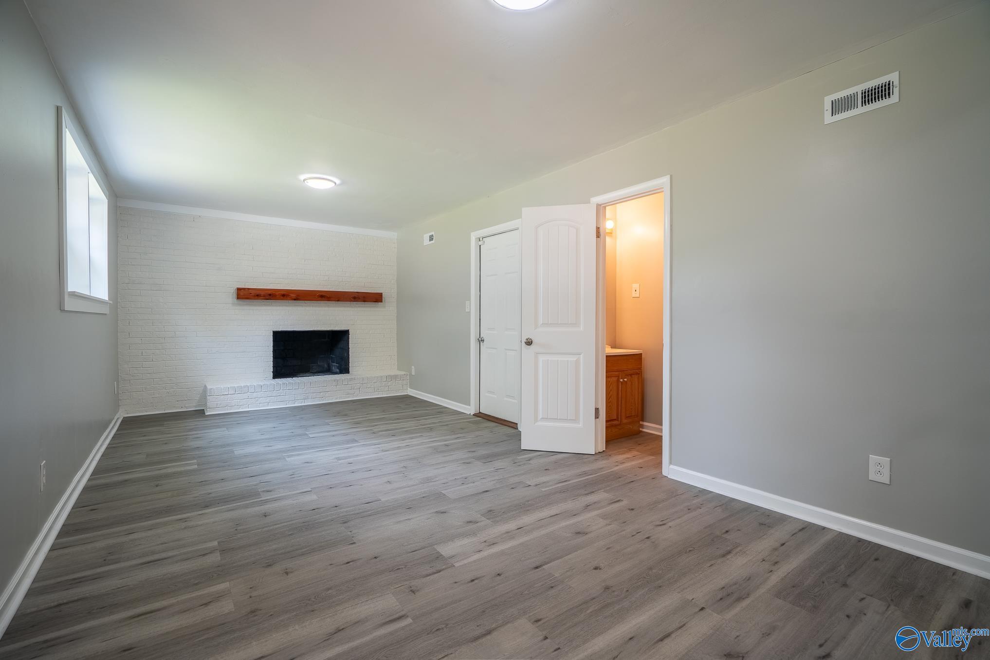 11312 Woodcrest Drive