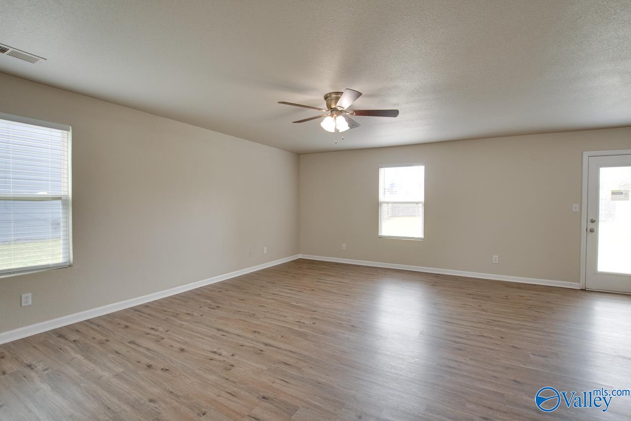 3213 Castlecreek Drive