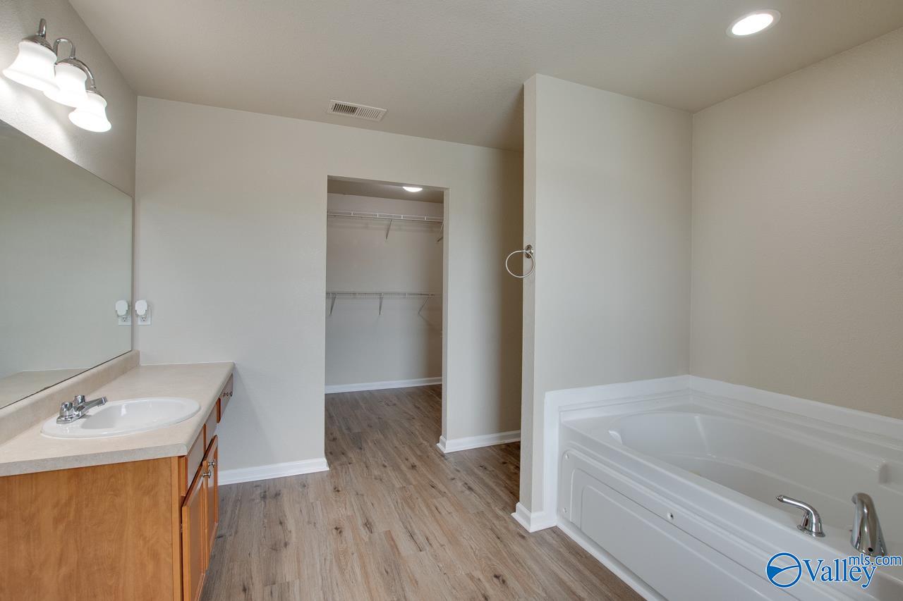 3213 Castlecreek Drive