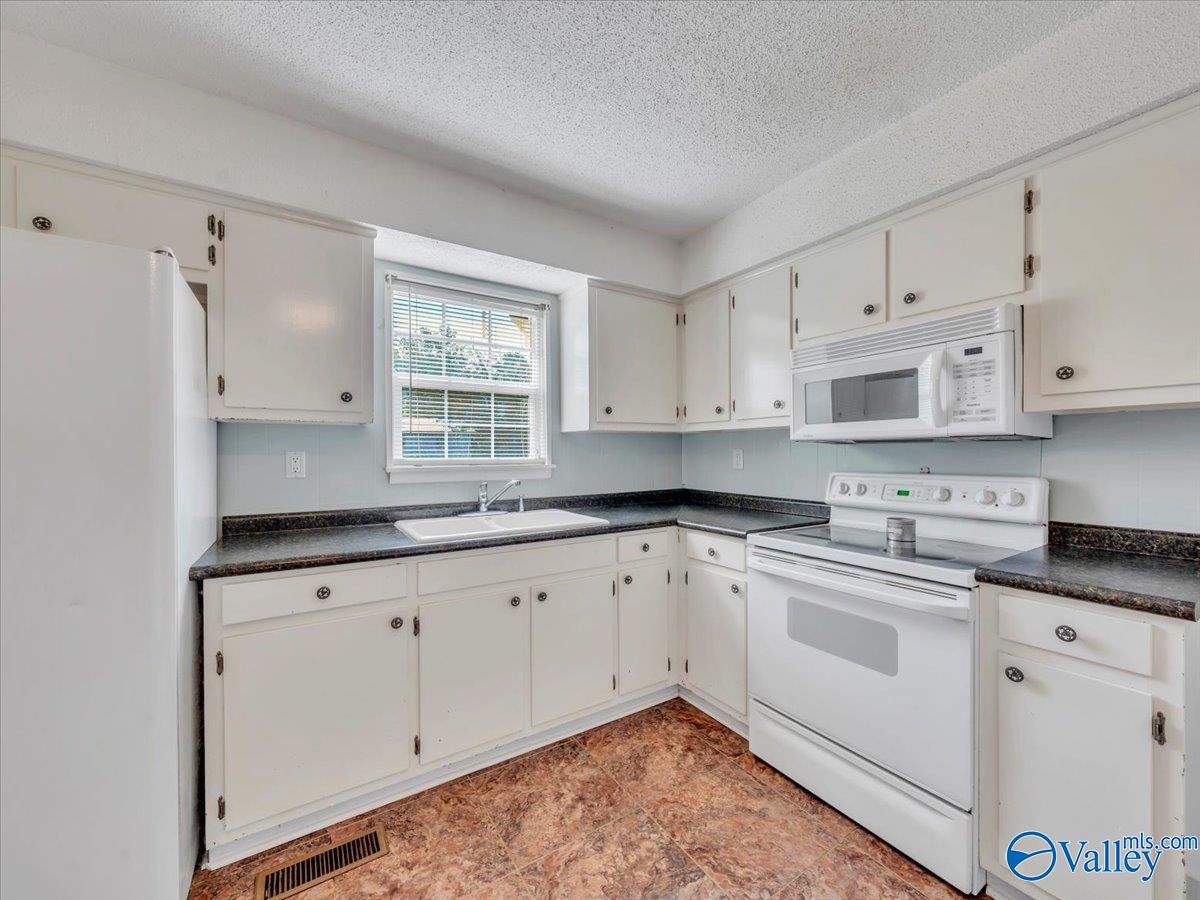 29330 Lakeview Drive