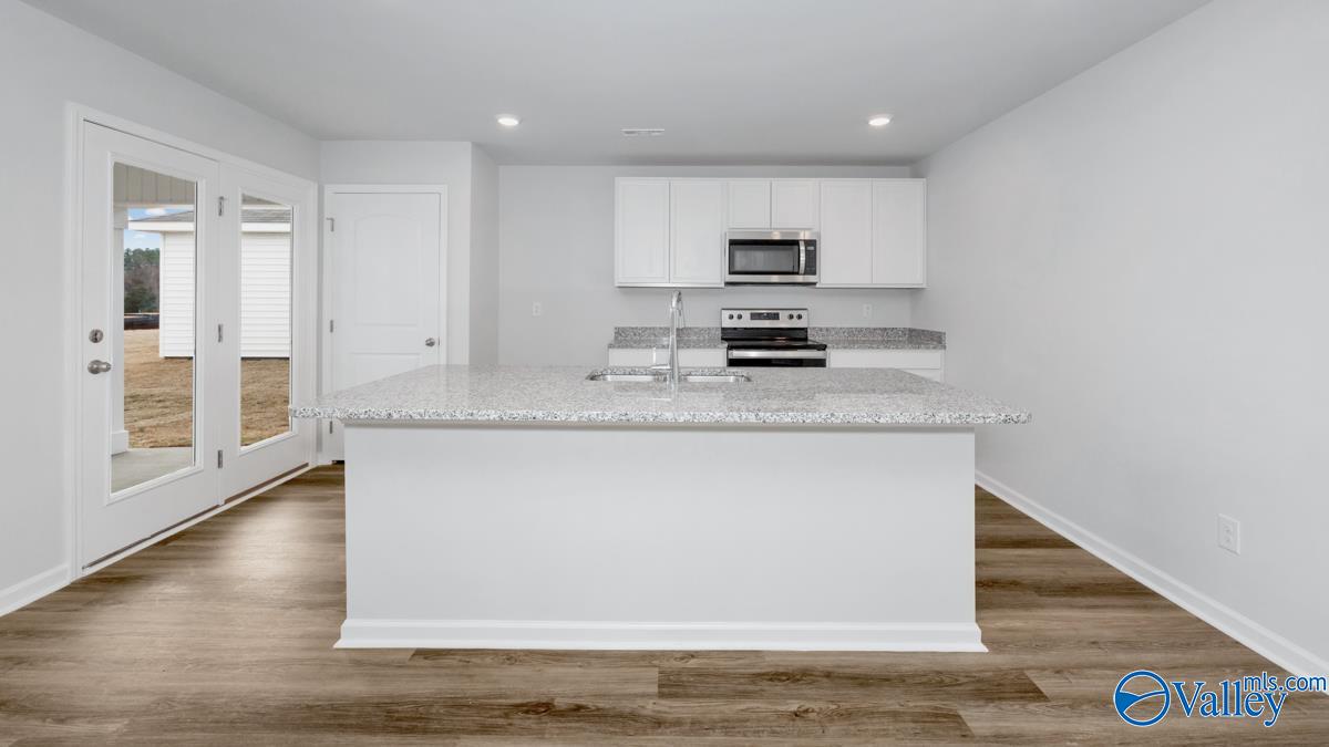 9949 Sequoyah Cove Drive SE