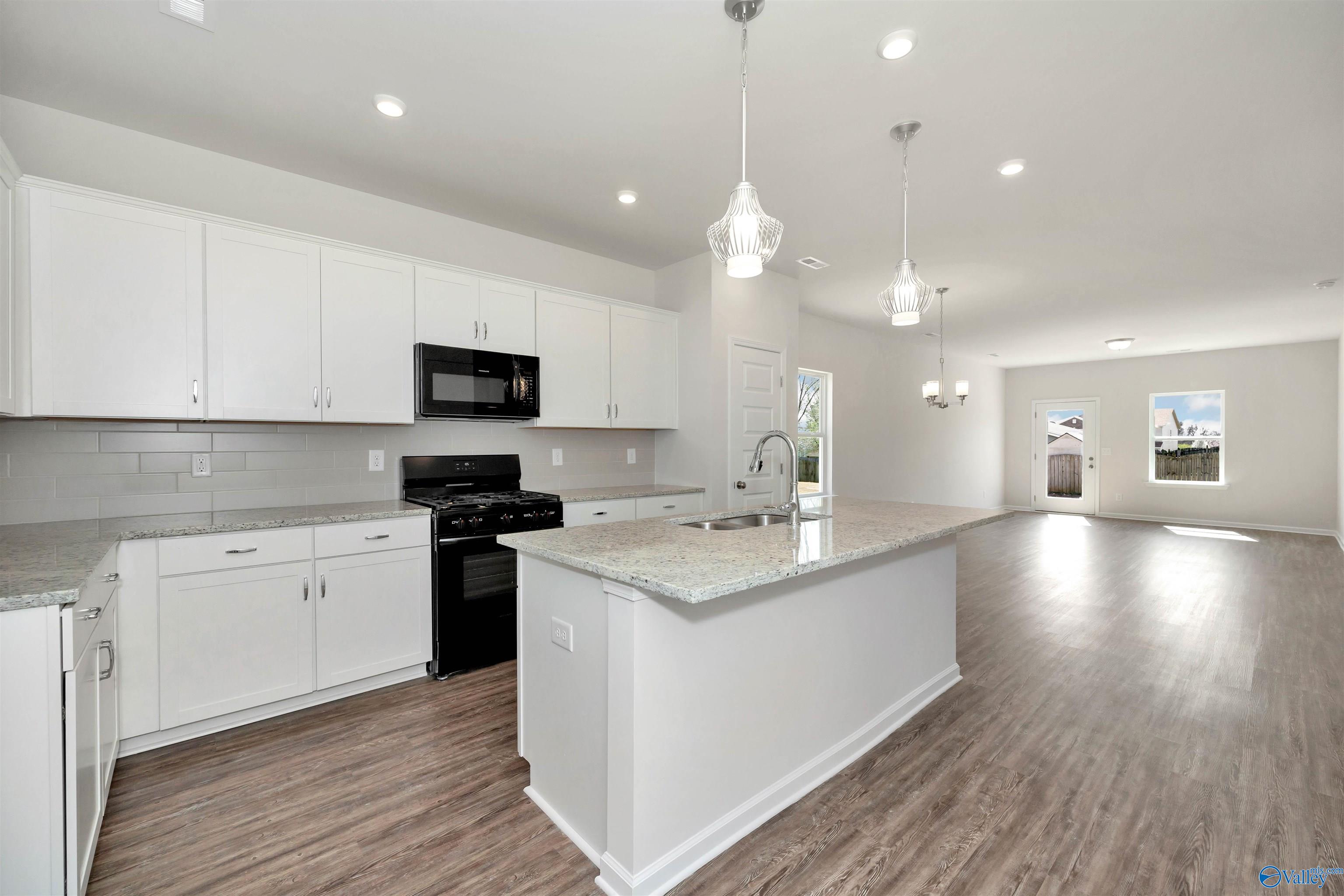178 Story Ray Drive