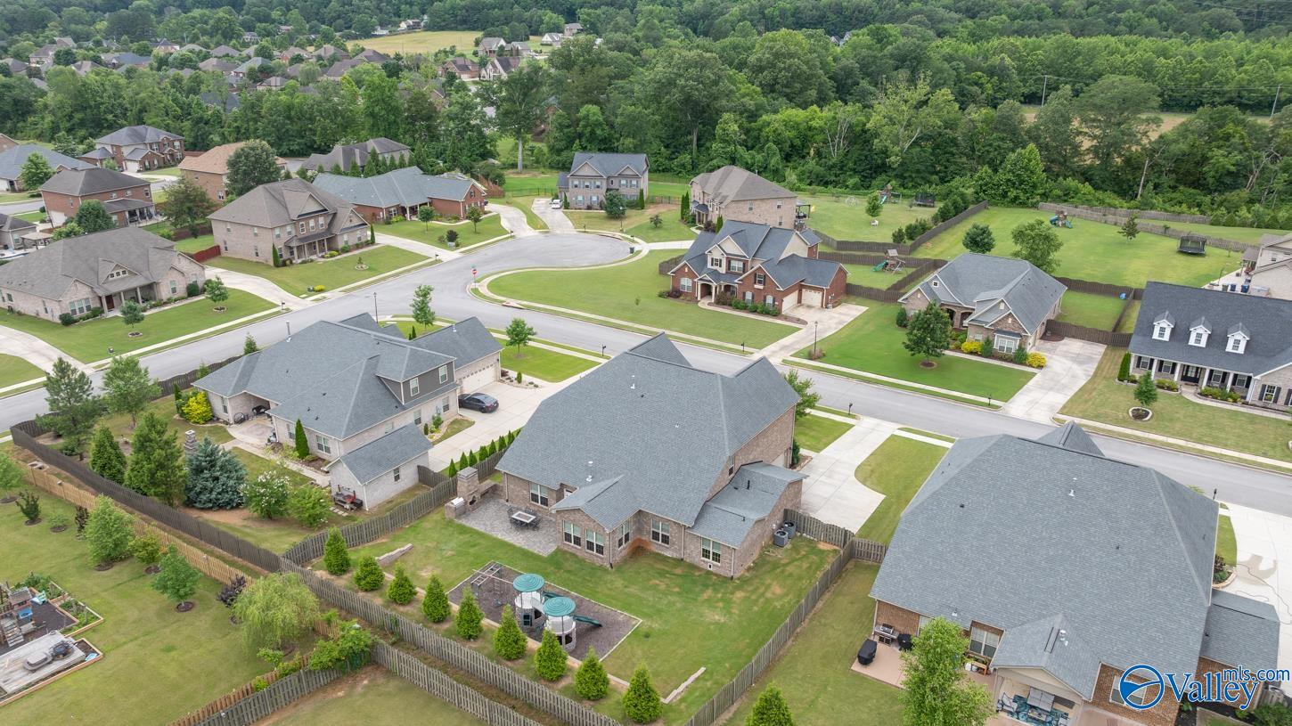 7002 Jane Elizabeth Drive SE