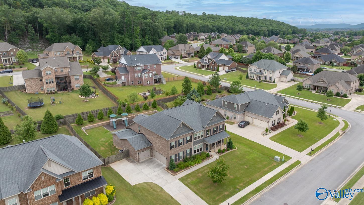 7002 Jane Elizabeth Drive SE