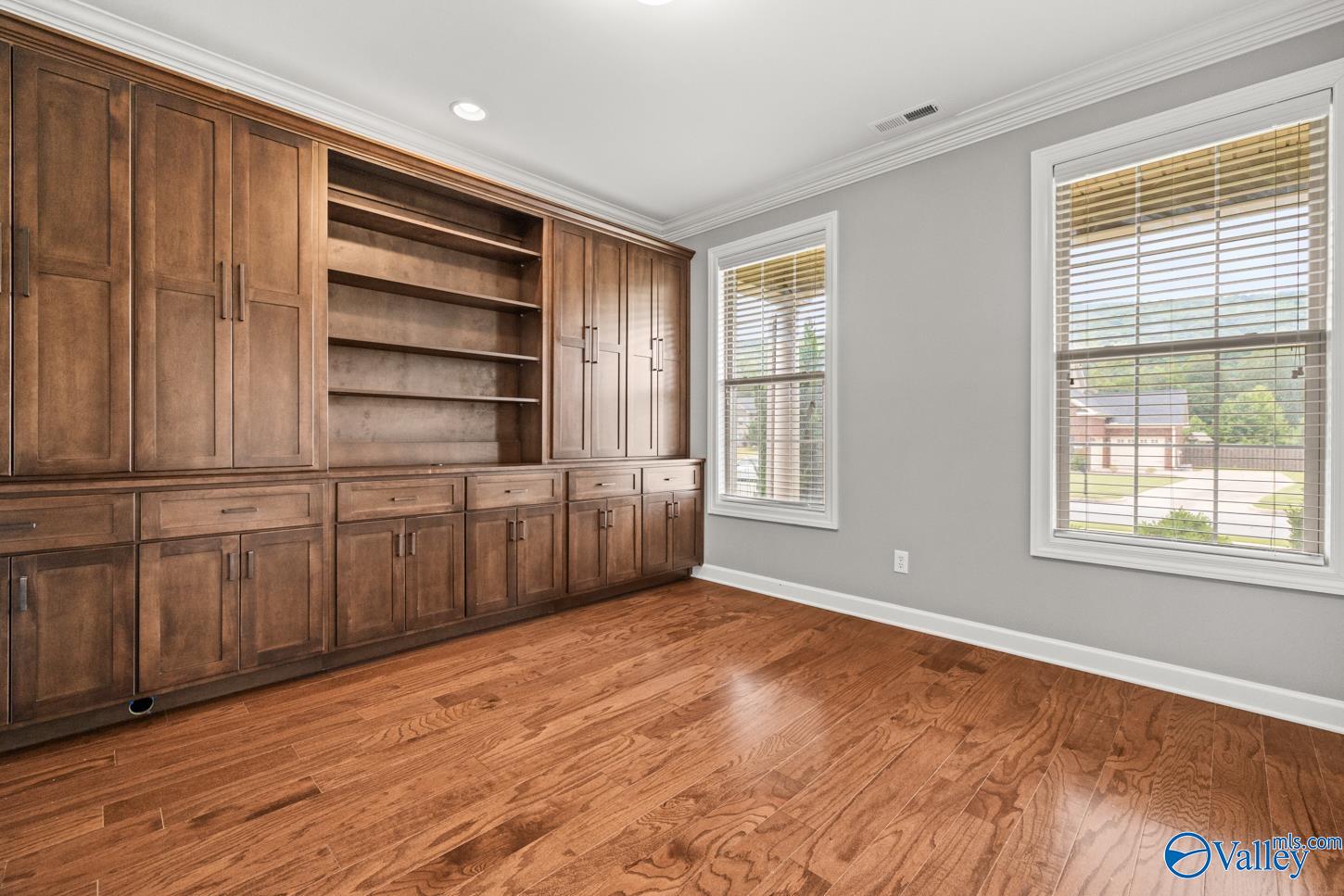 7002 Jane Elizabeth Drive SE