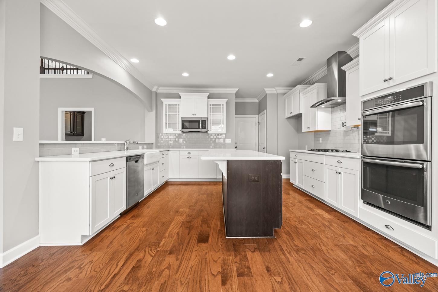 7002 Jane Elizabeth Drive SE