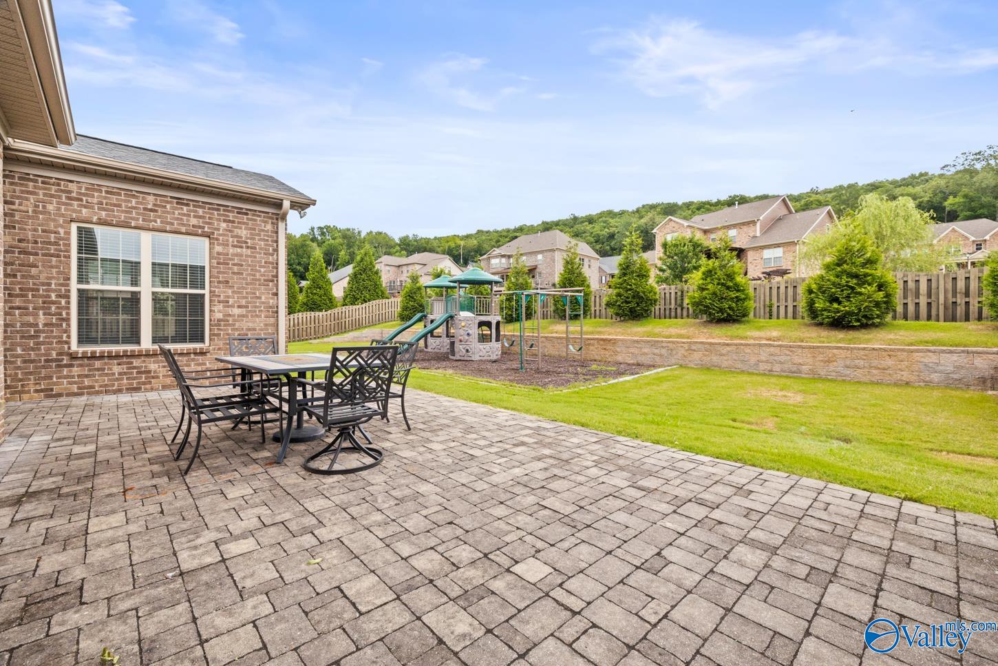 7002 Jane Elizabeth Drive SE