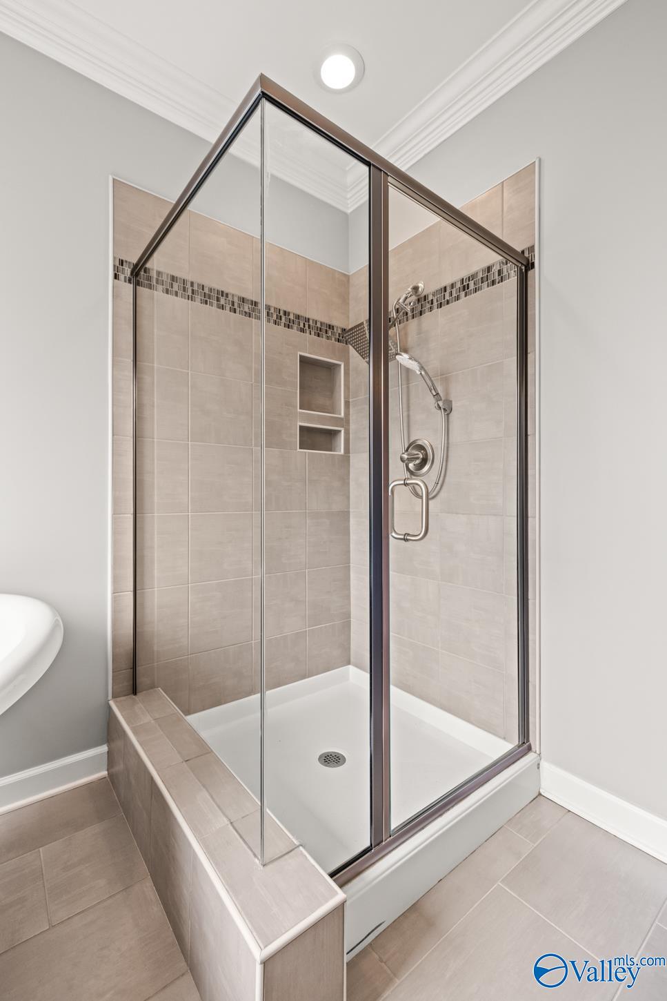 7002 Jane Elizabeth Drive SE