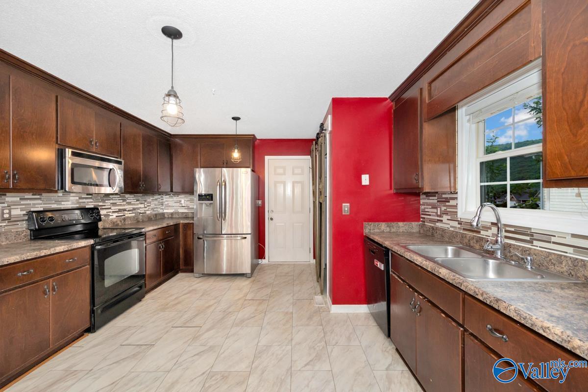204 Hollington Drive