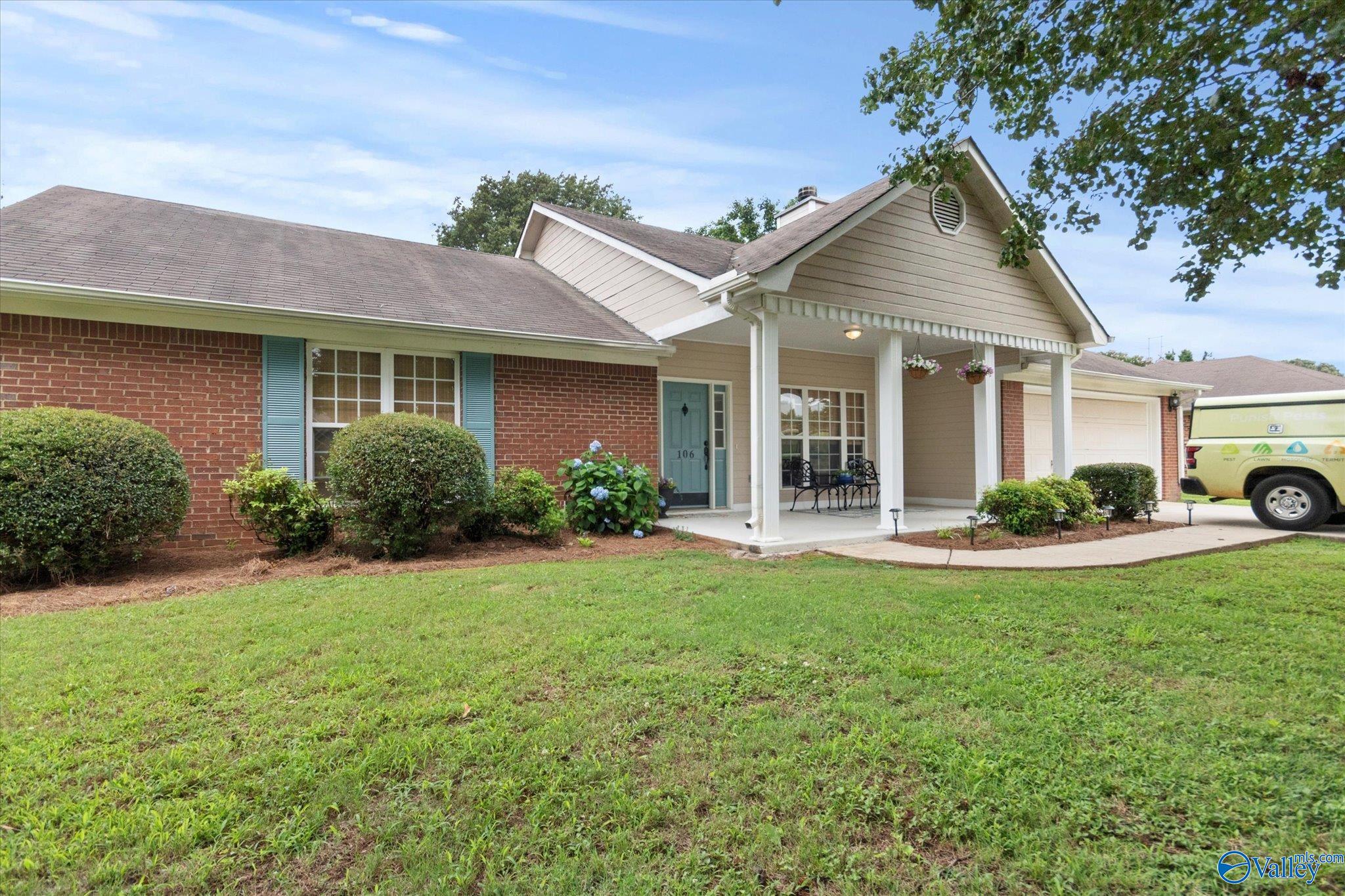 106 Tree Bark Trail