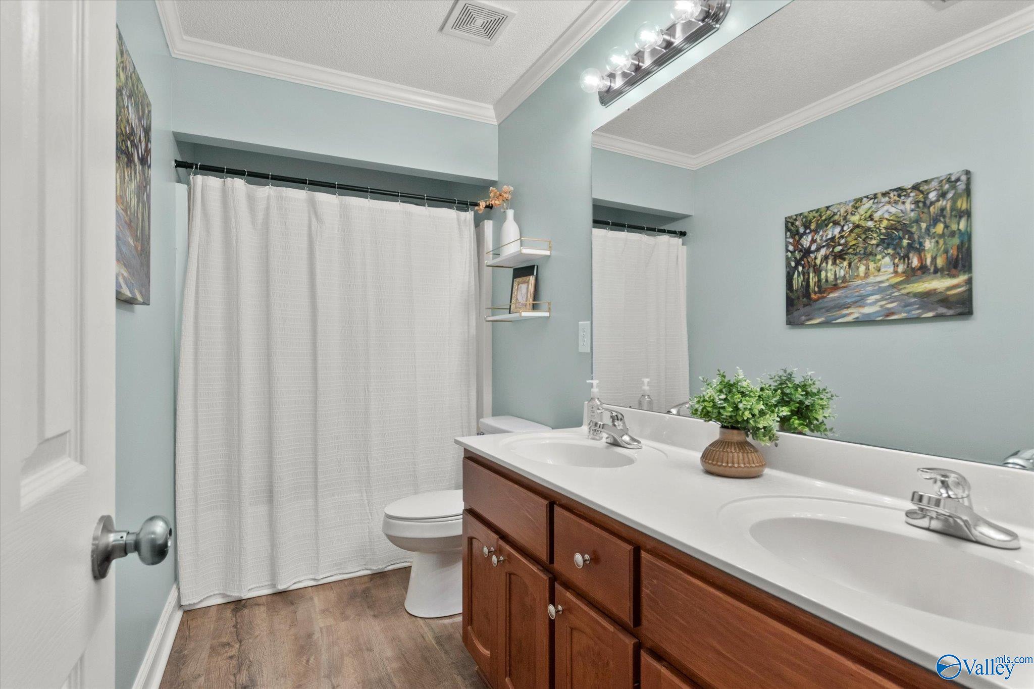 106 Tree Bark Trail