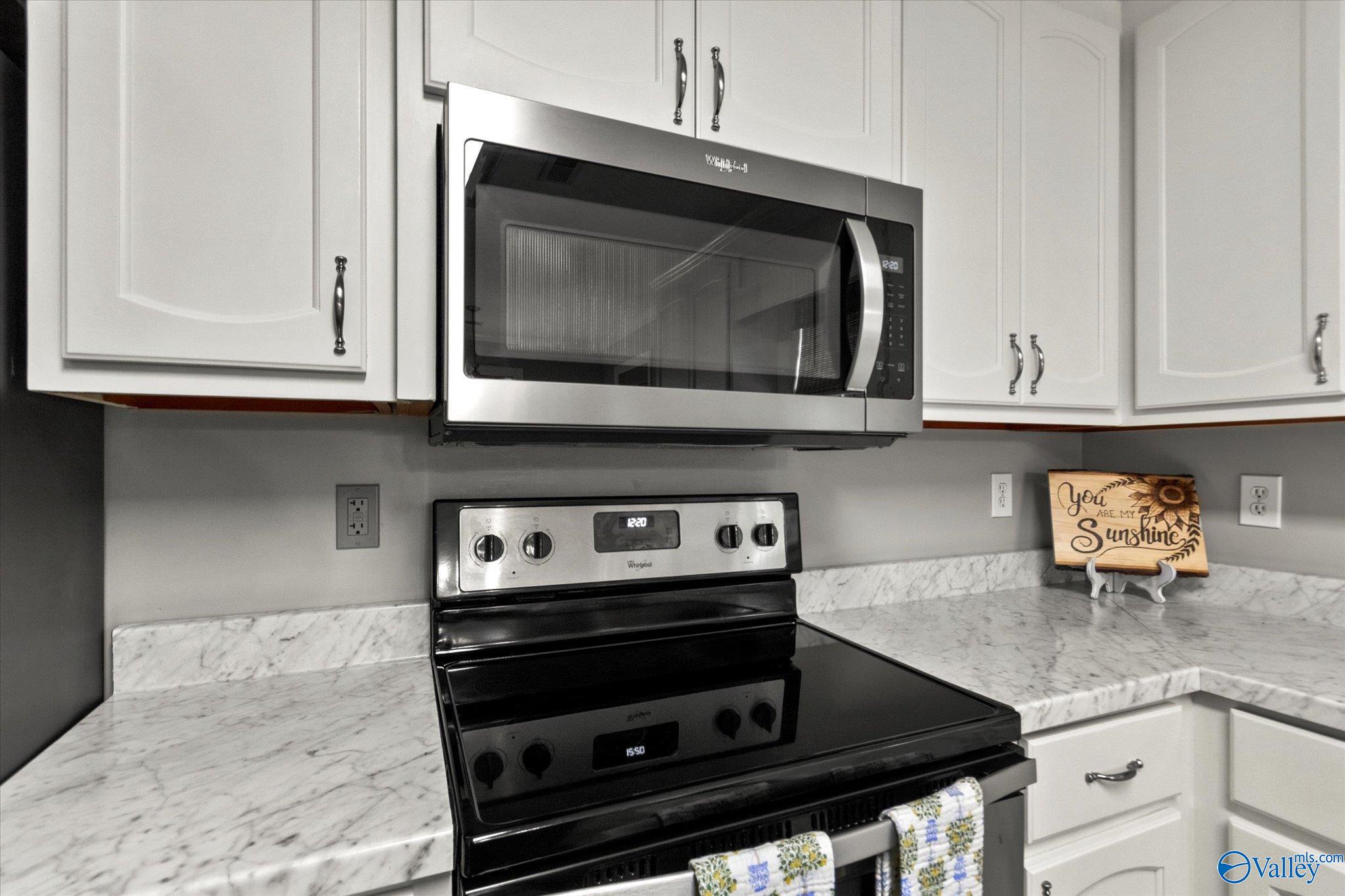 106 Tree Bark Trail