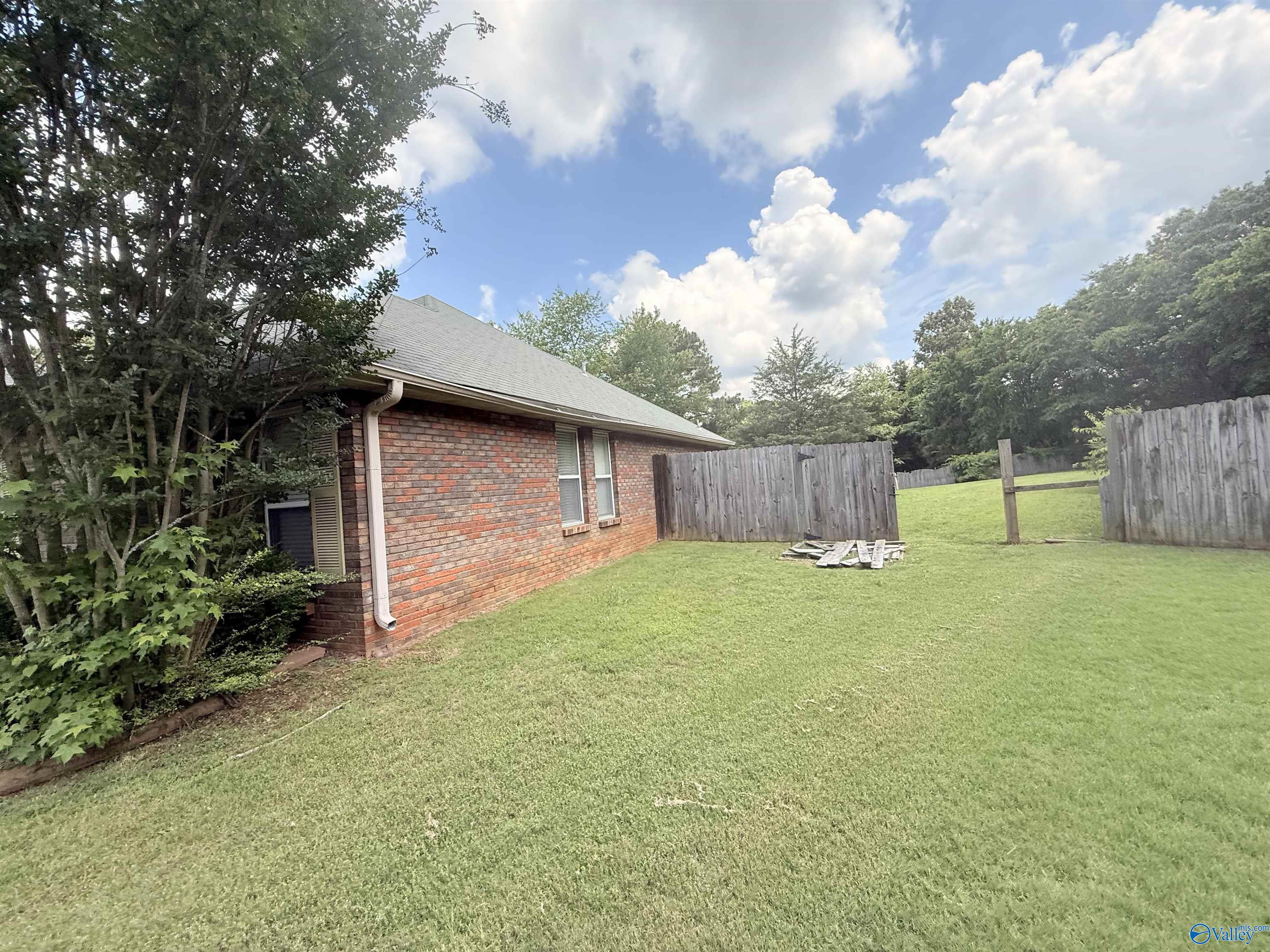 105 Cedar Hollow Court